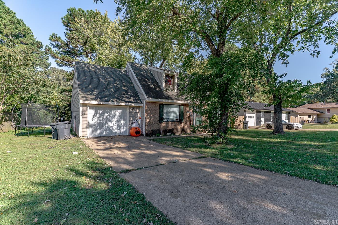 2010 Cenwood Dr  Jonesboro, AR