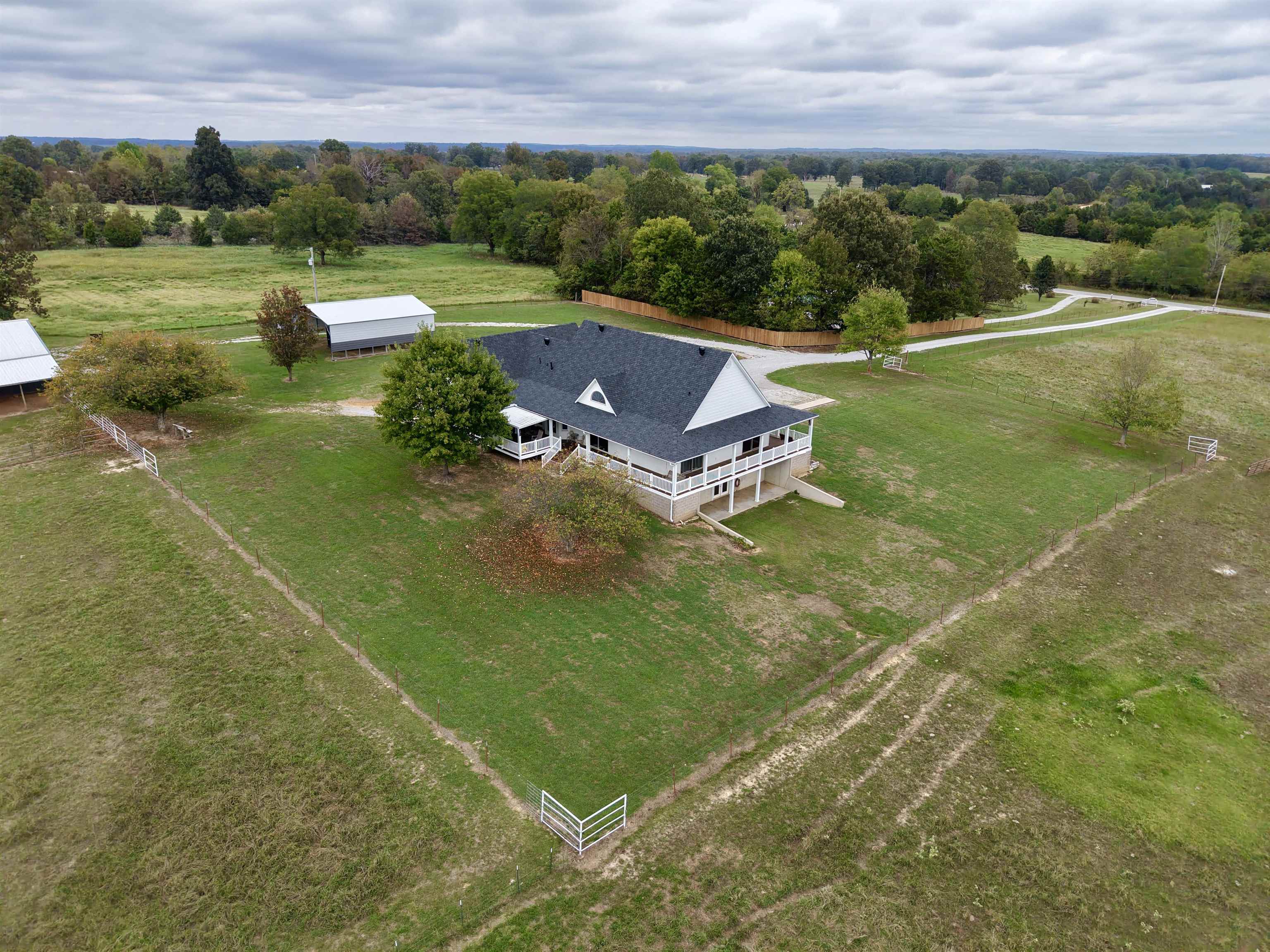 2832A Lacrosse Road Violet Hill, AR 72584