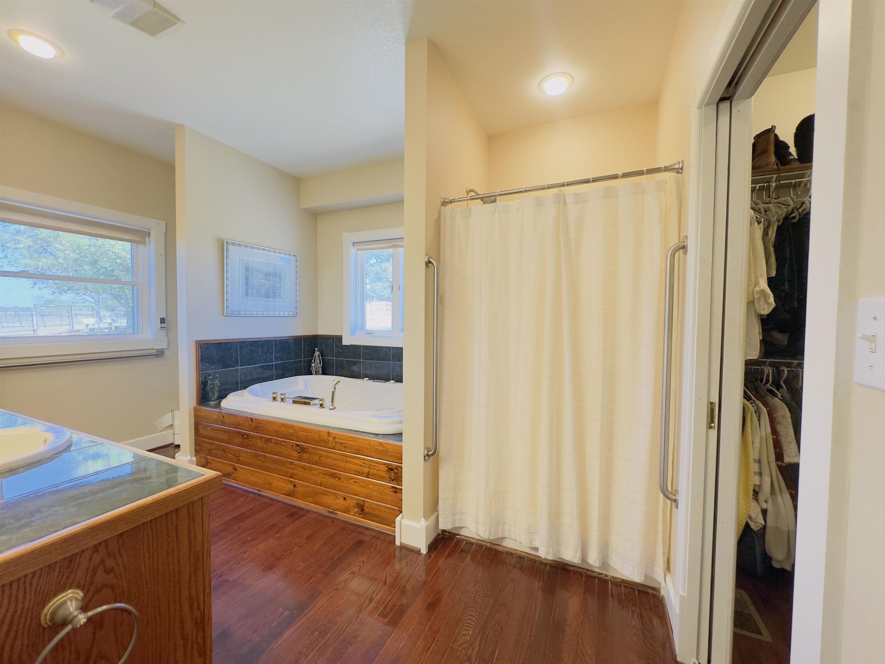 2832A Lacrosse Road Violet Hill, AR 72584