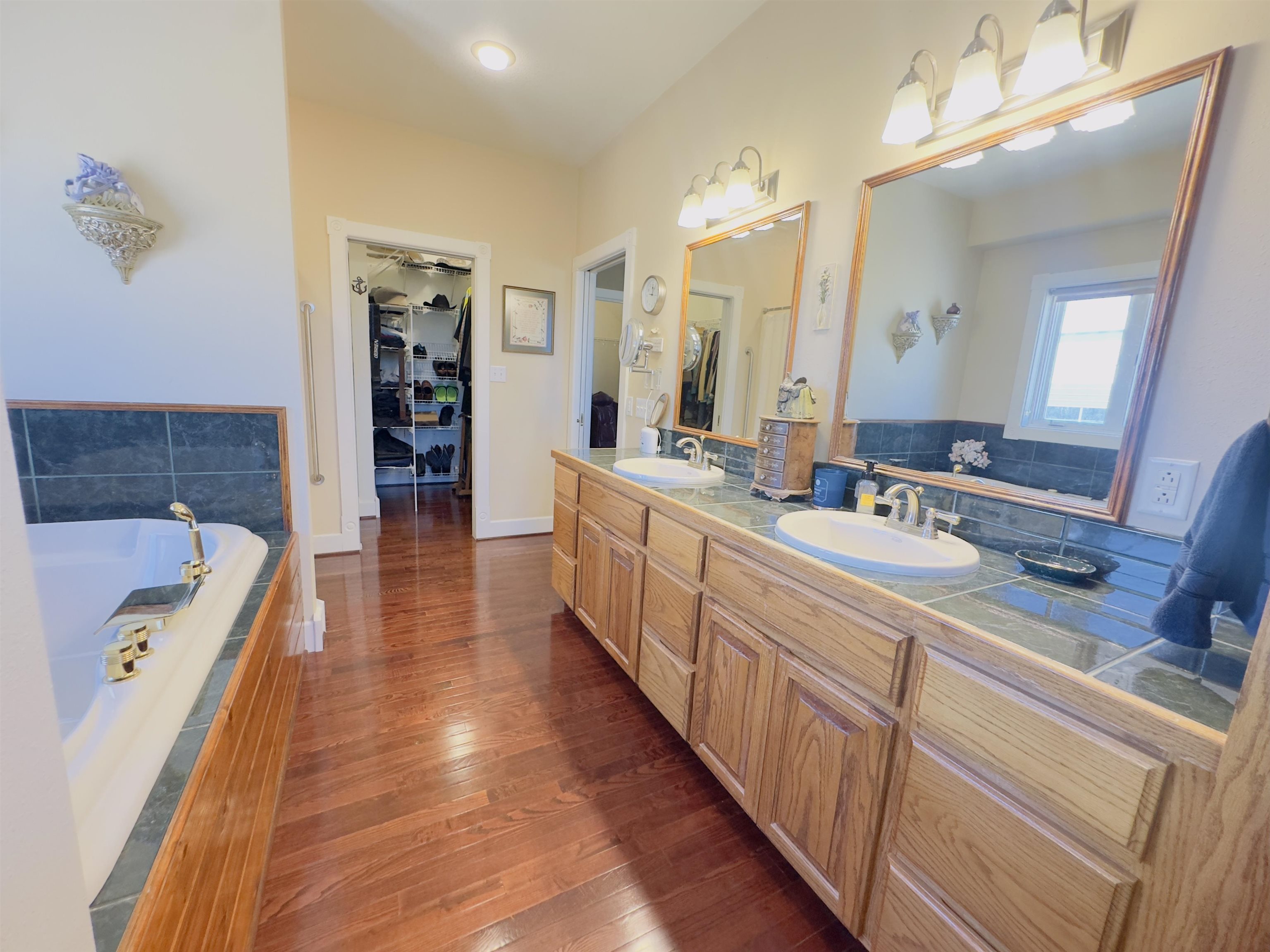 2832A Lacrosse Road Violet Hill, AR 72584