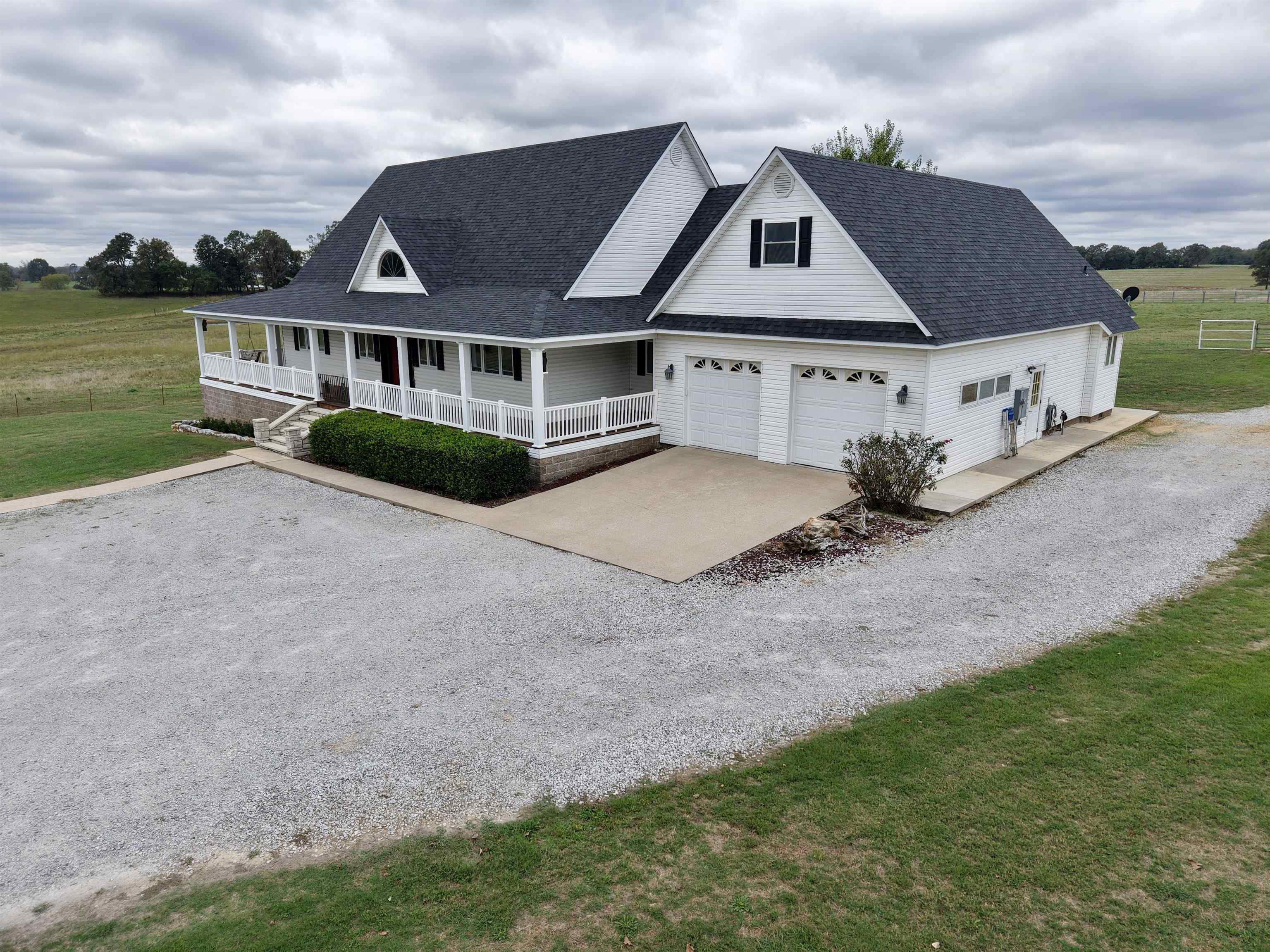2832A Lacrosse Road Violet Hill, AR 72584