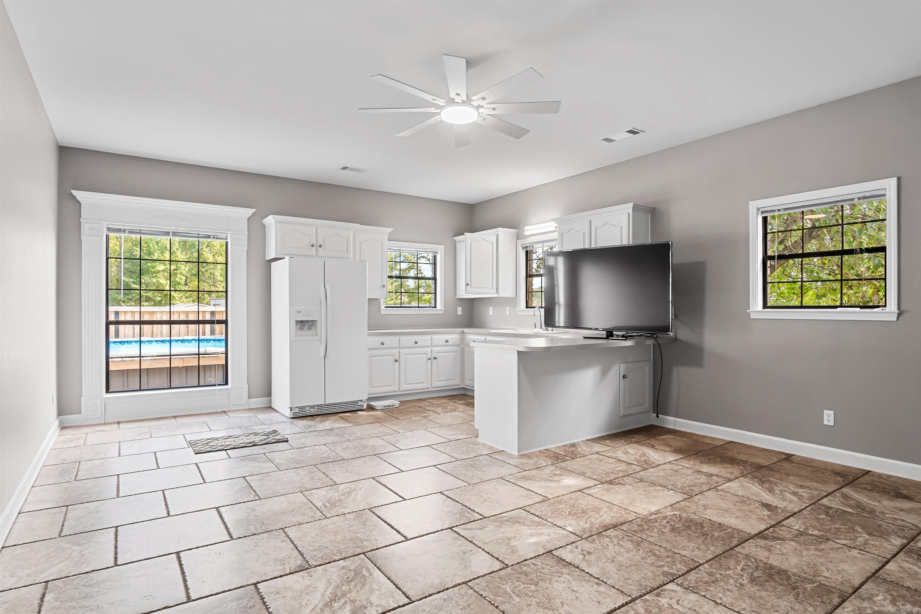 110 E Maddox  Jacksonville, AR