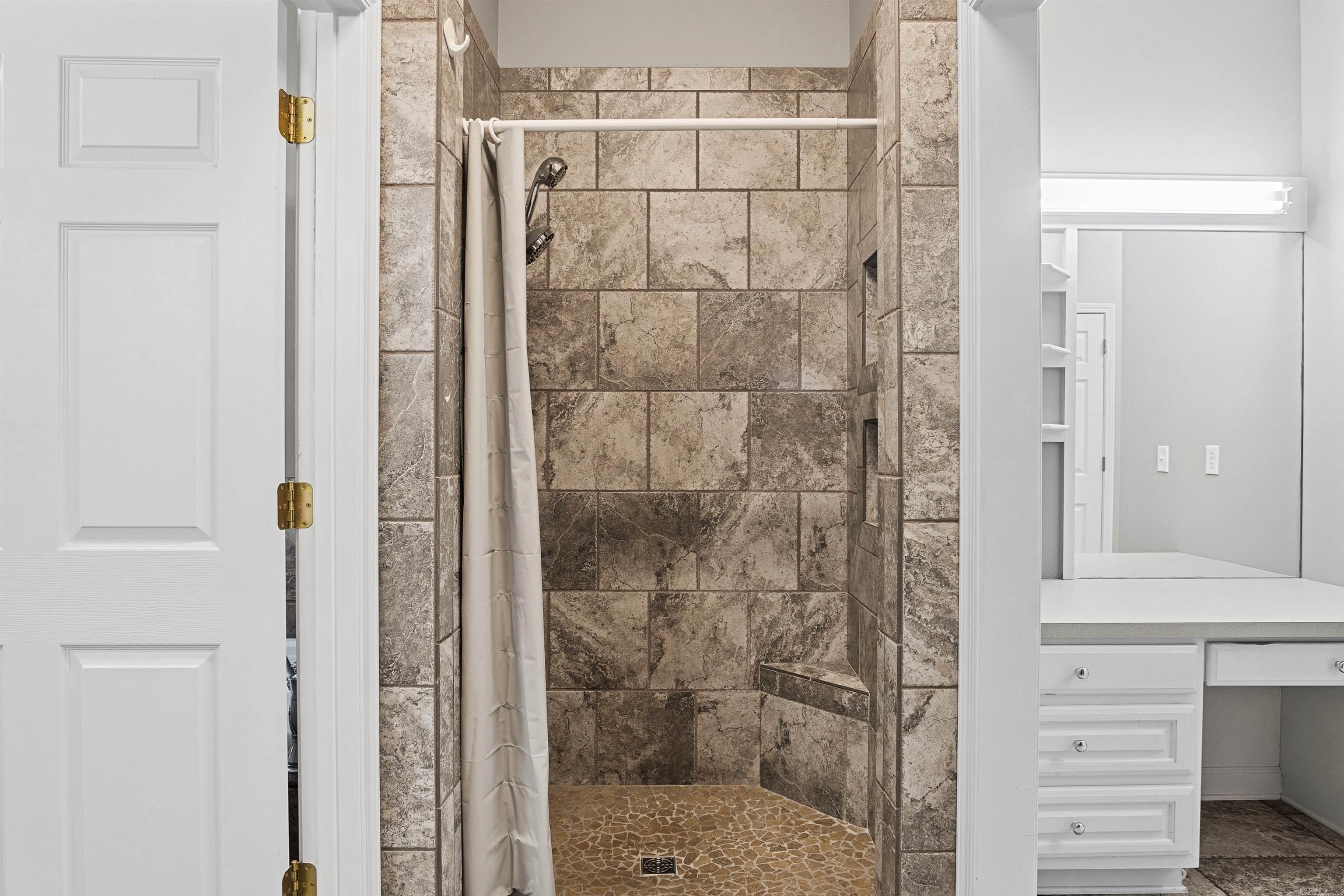 110 E Maddox  Jacksonville, AR