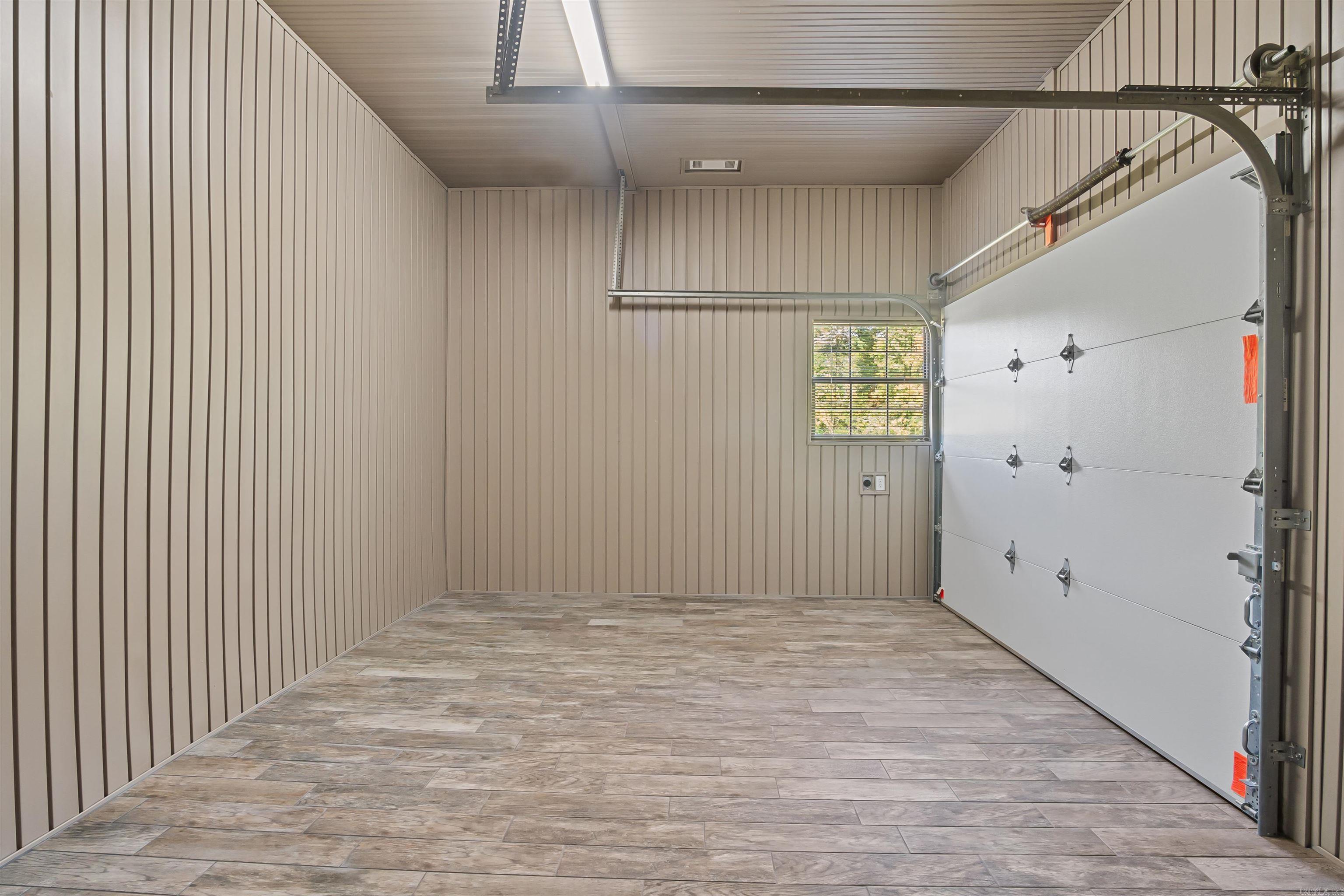 110 E Maddox  Jacksonville, AR