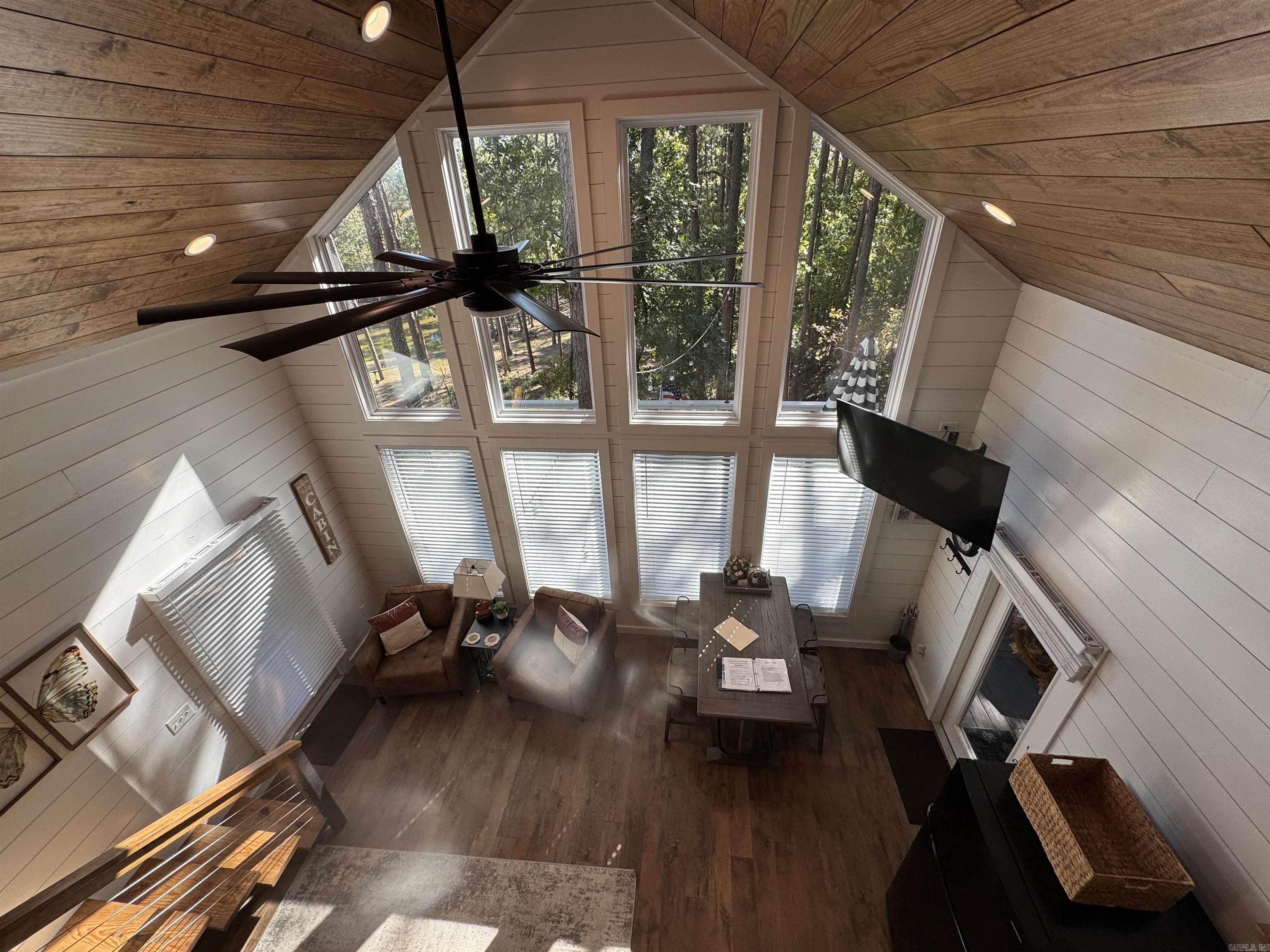 1102 Circle Acres Road Shirley, AR 72153