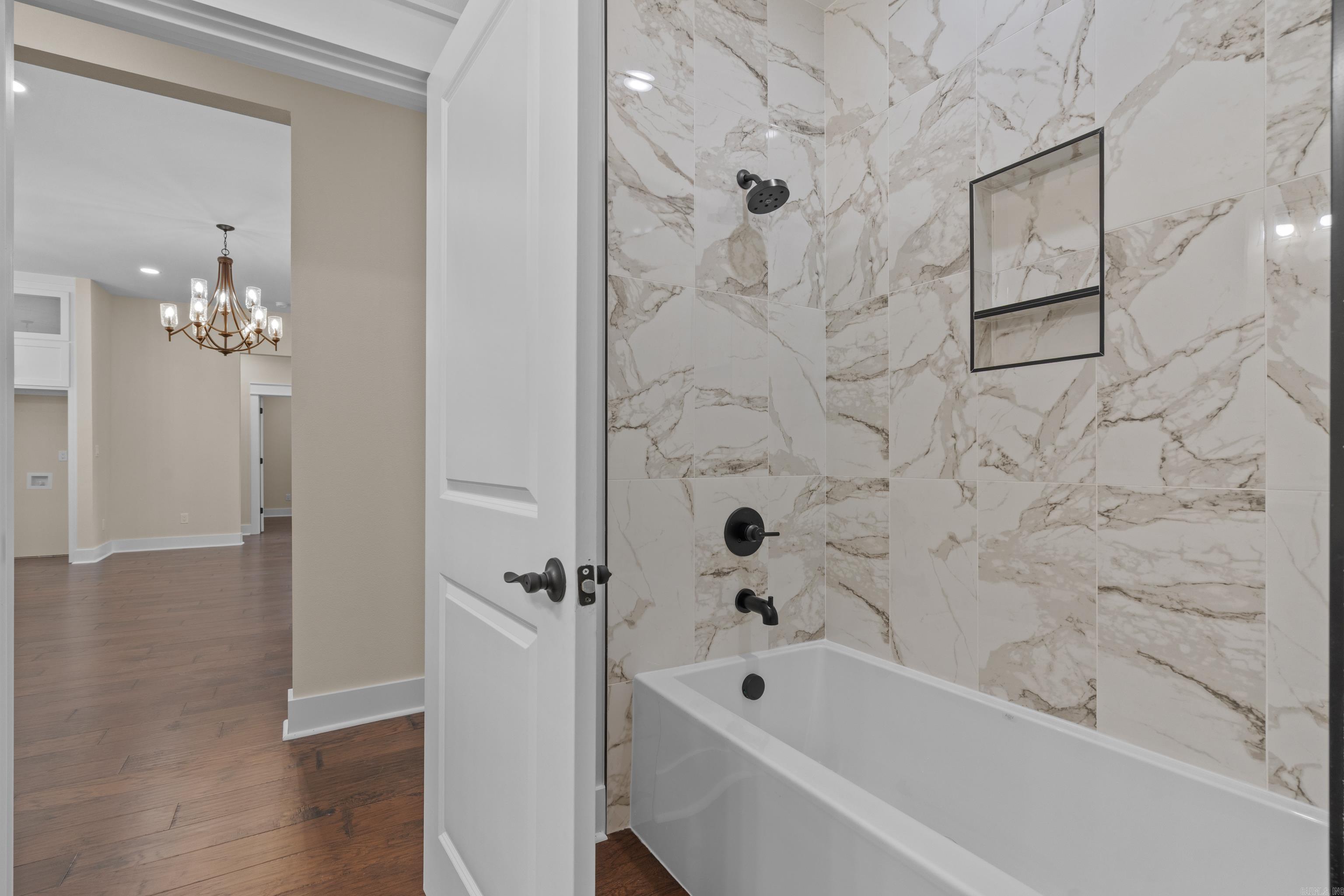 7000 Rolling Manor Drive Benton, AR 72019