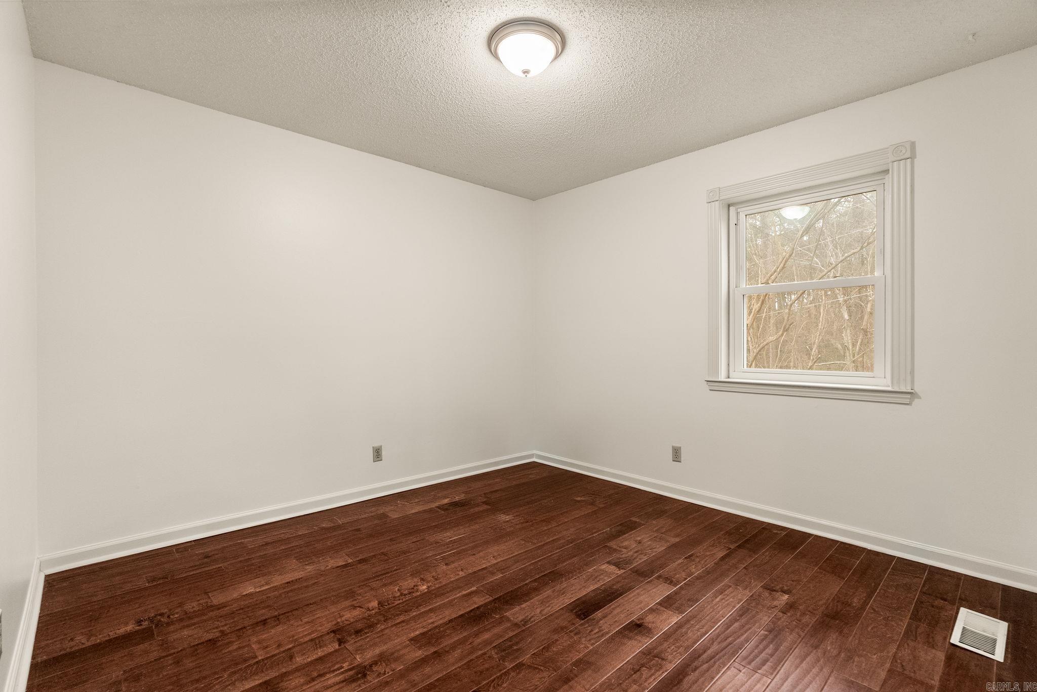 4 White Willow Court  Little Rock, AR