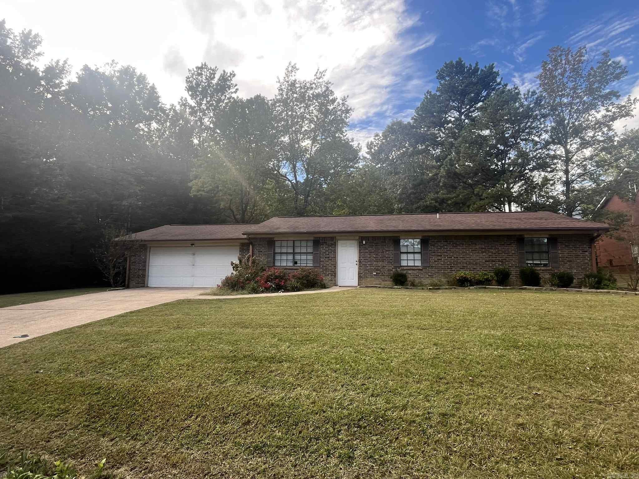 1407 Mena St. Mena, AR 71953