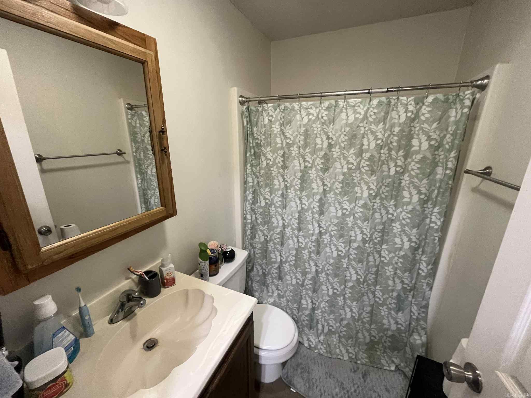 1407 Mena St. Mena, AR 71953