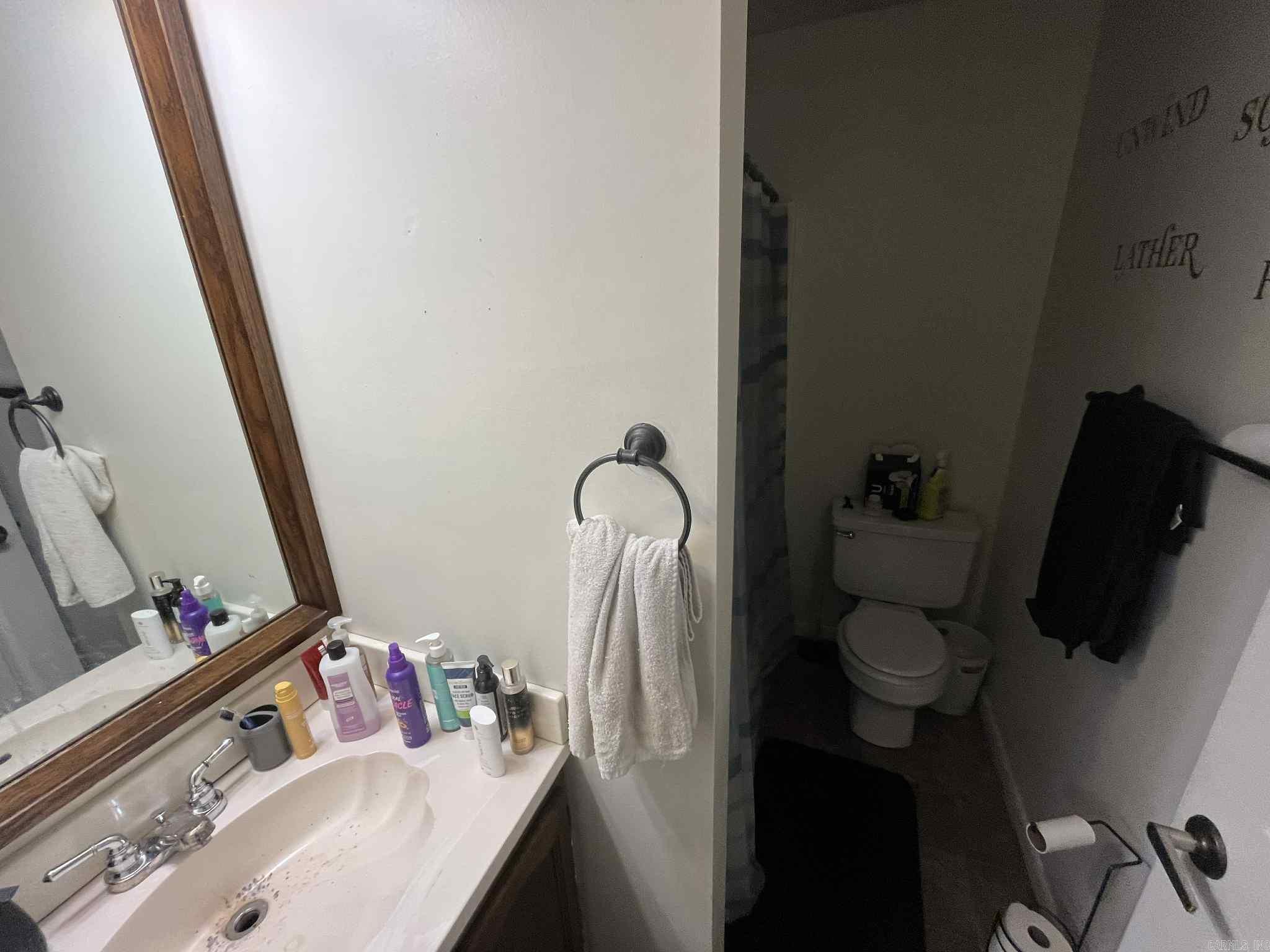 1407 Mena St. Mena, AR 71953