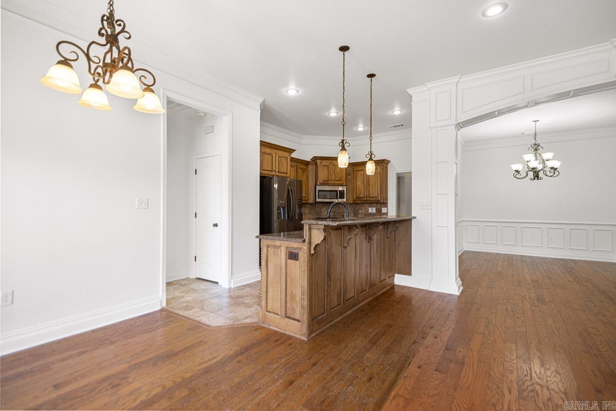 1100 Wheatland Cv Benton, AR 72019