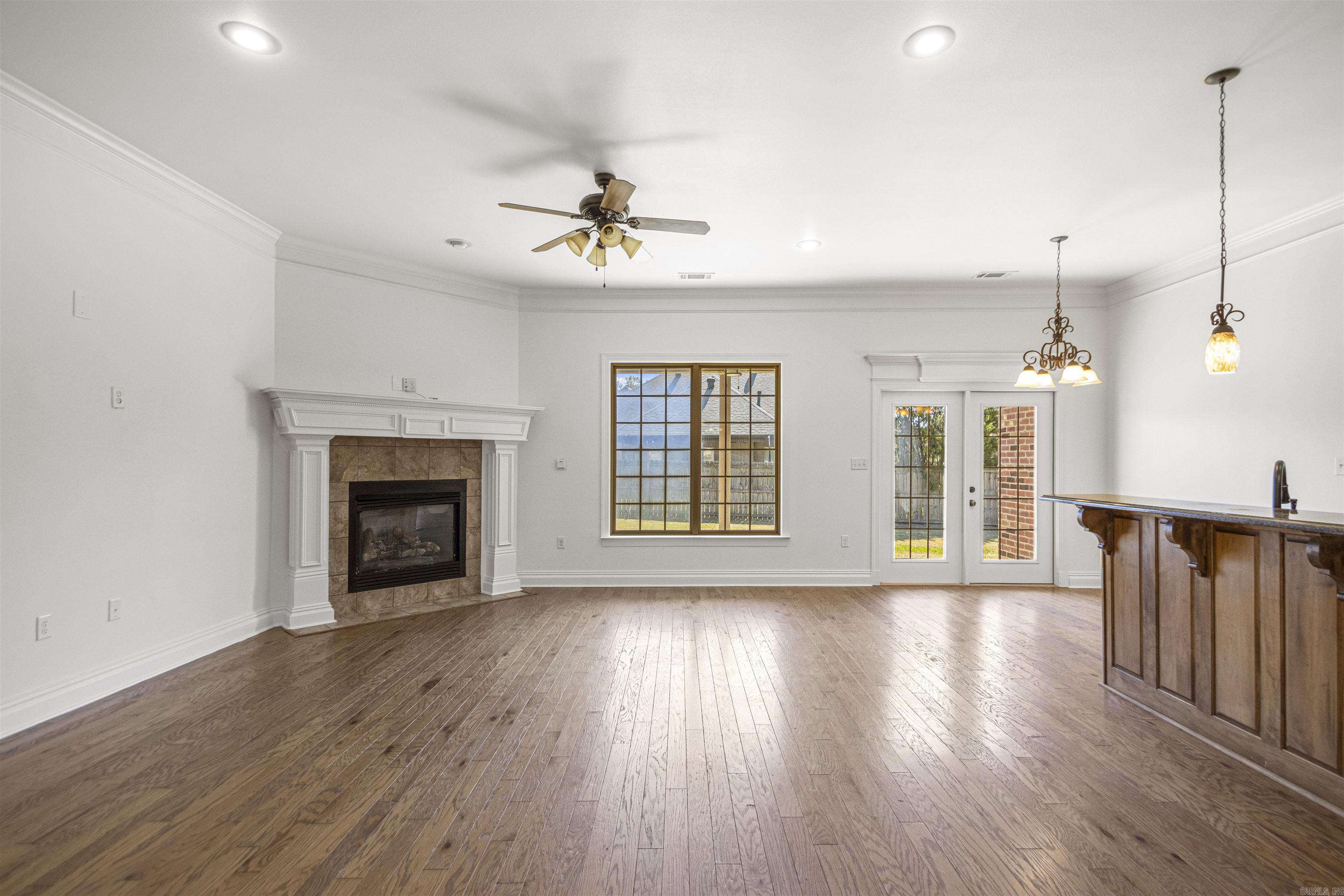 1100 Wheatland Cv Benton, AR 72019