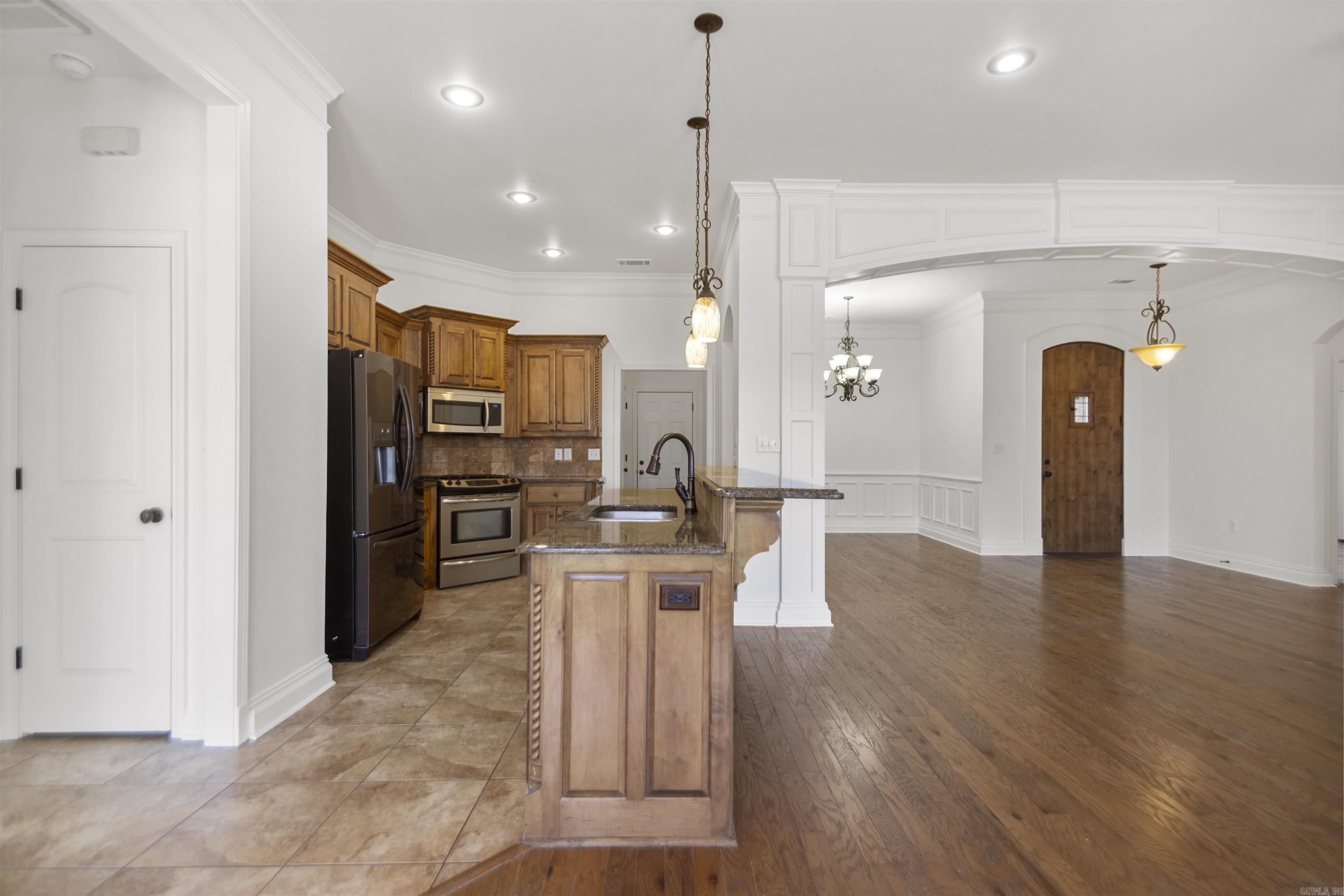 1100 Wheatland Cv Benton, AR 72019