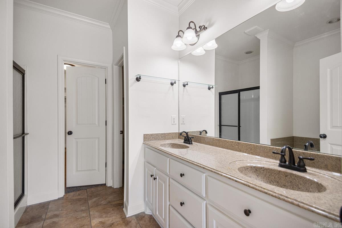 1100 Wheatland Cv Benton, AR 72019