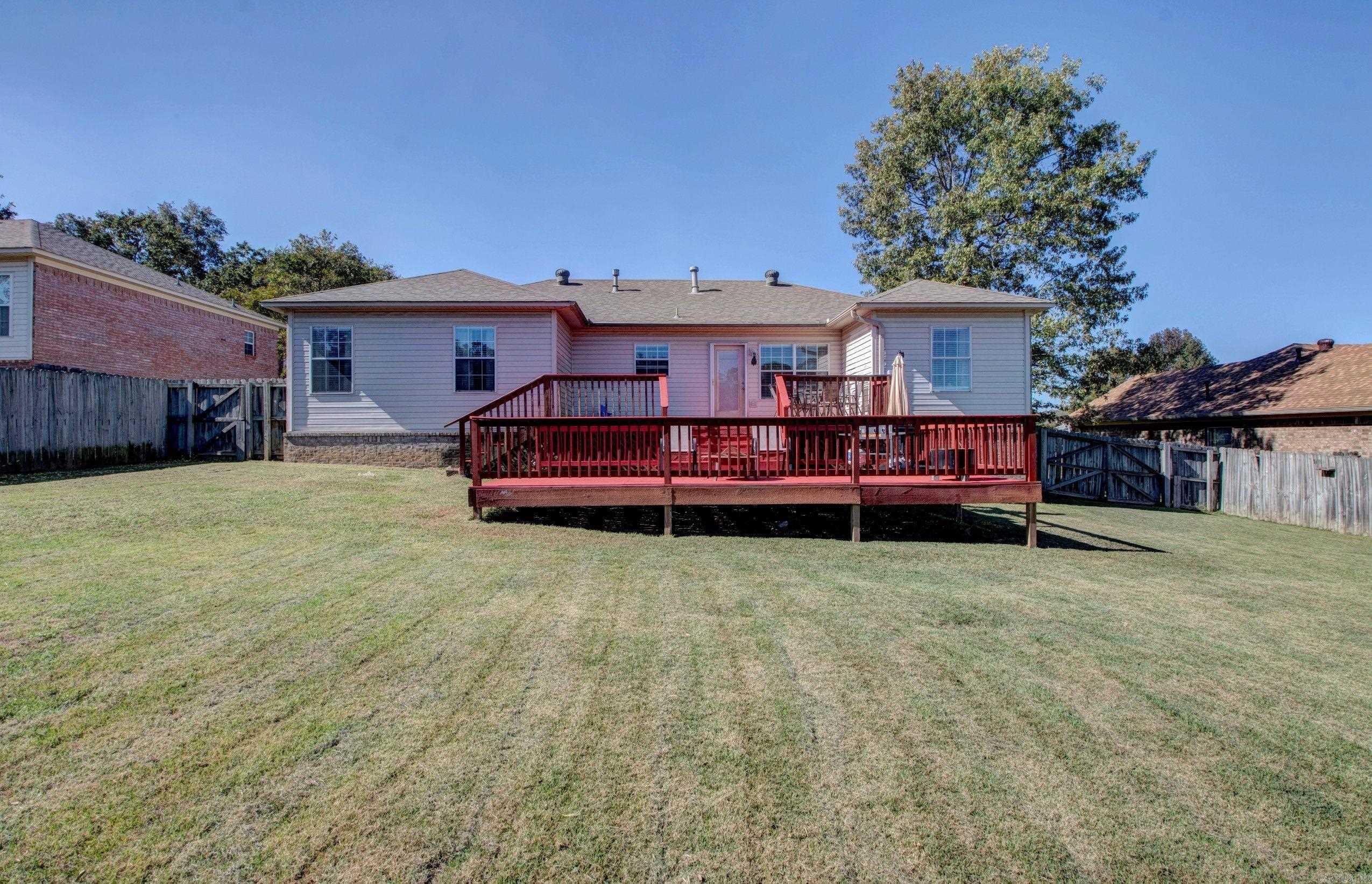 17 Clearwater Cabot, AR 72023