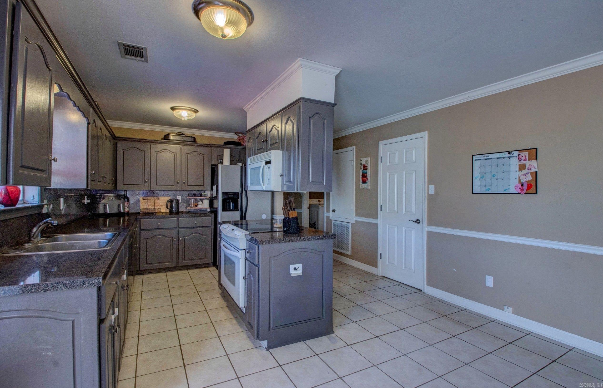 17 Clearwater Cabot, AR 72023