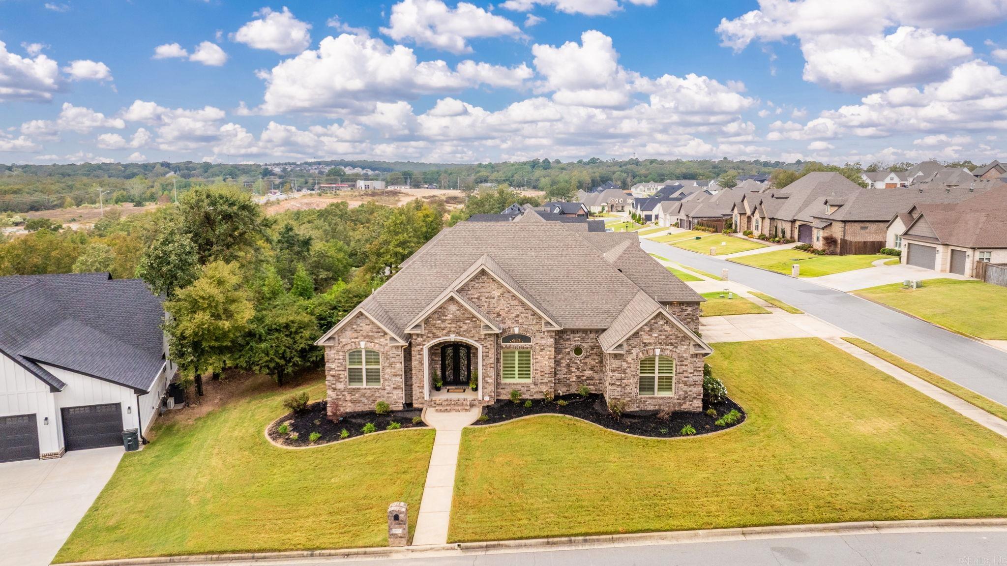 9833 OAK HEIGHTS Sherwood, AR 72120