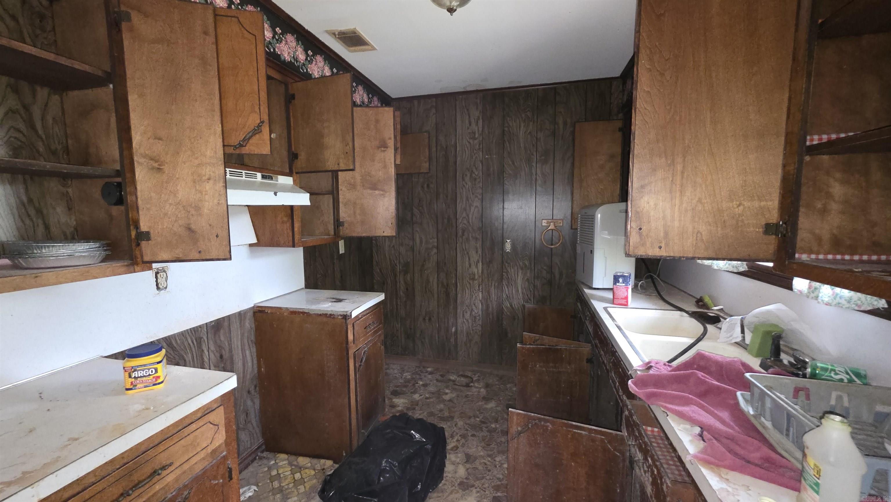 11742 SR 27  Hector, AR