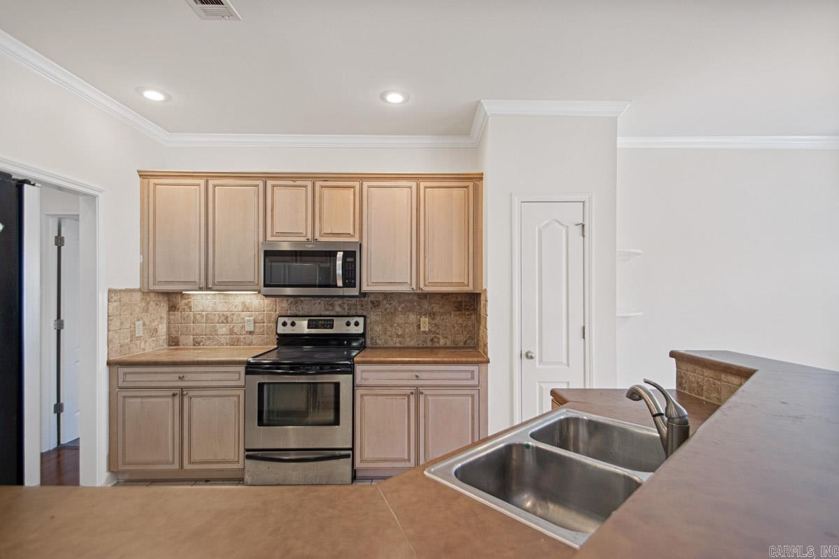 2125 Glenn Arbor Court Sherwood, AR 72120