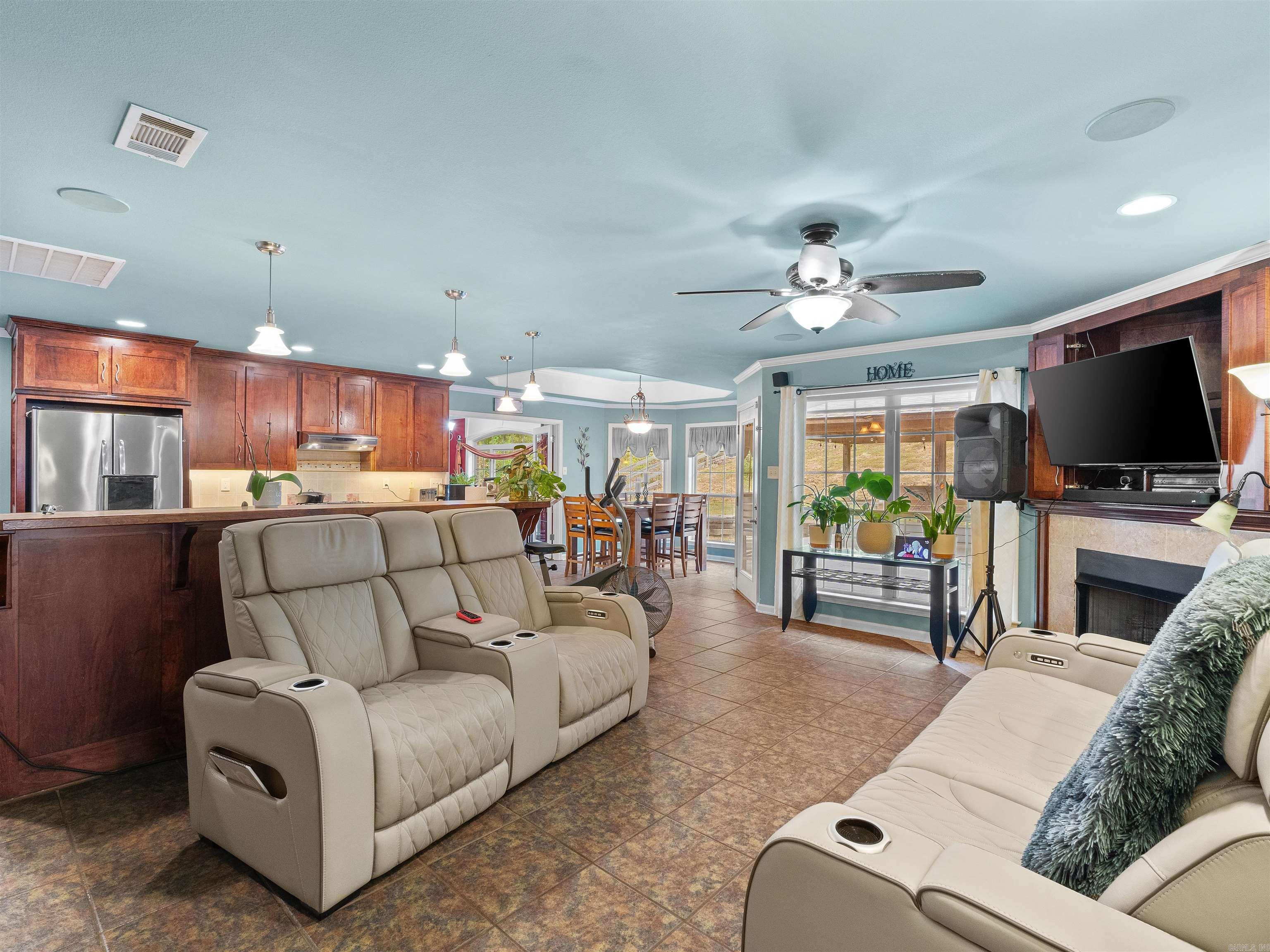 101 West Lake Cove Beebe, AR 72012