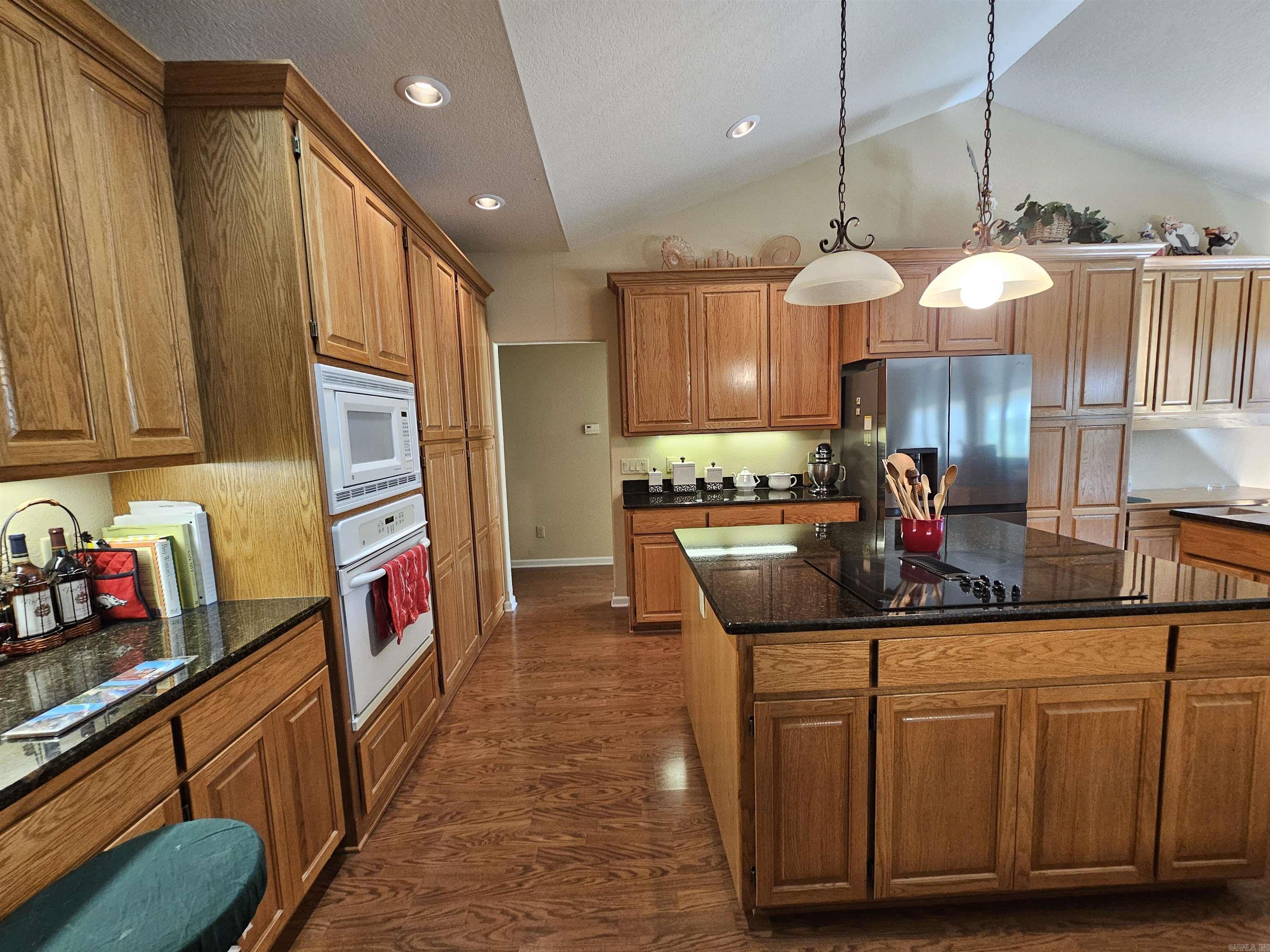 8 Navegar Trace  Hot Springs Village, AR