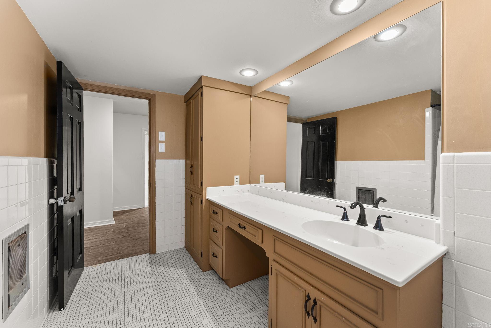 3601 N North Hills Boulevard North Little Rock, AR 72116