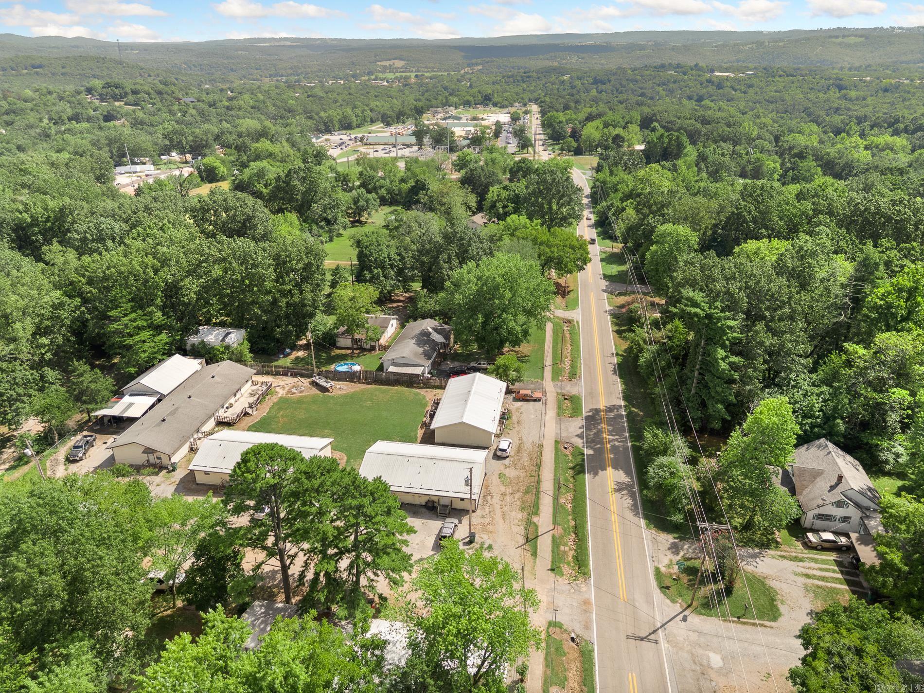 1509 Panther  Yellville, AR