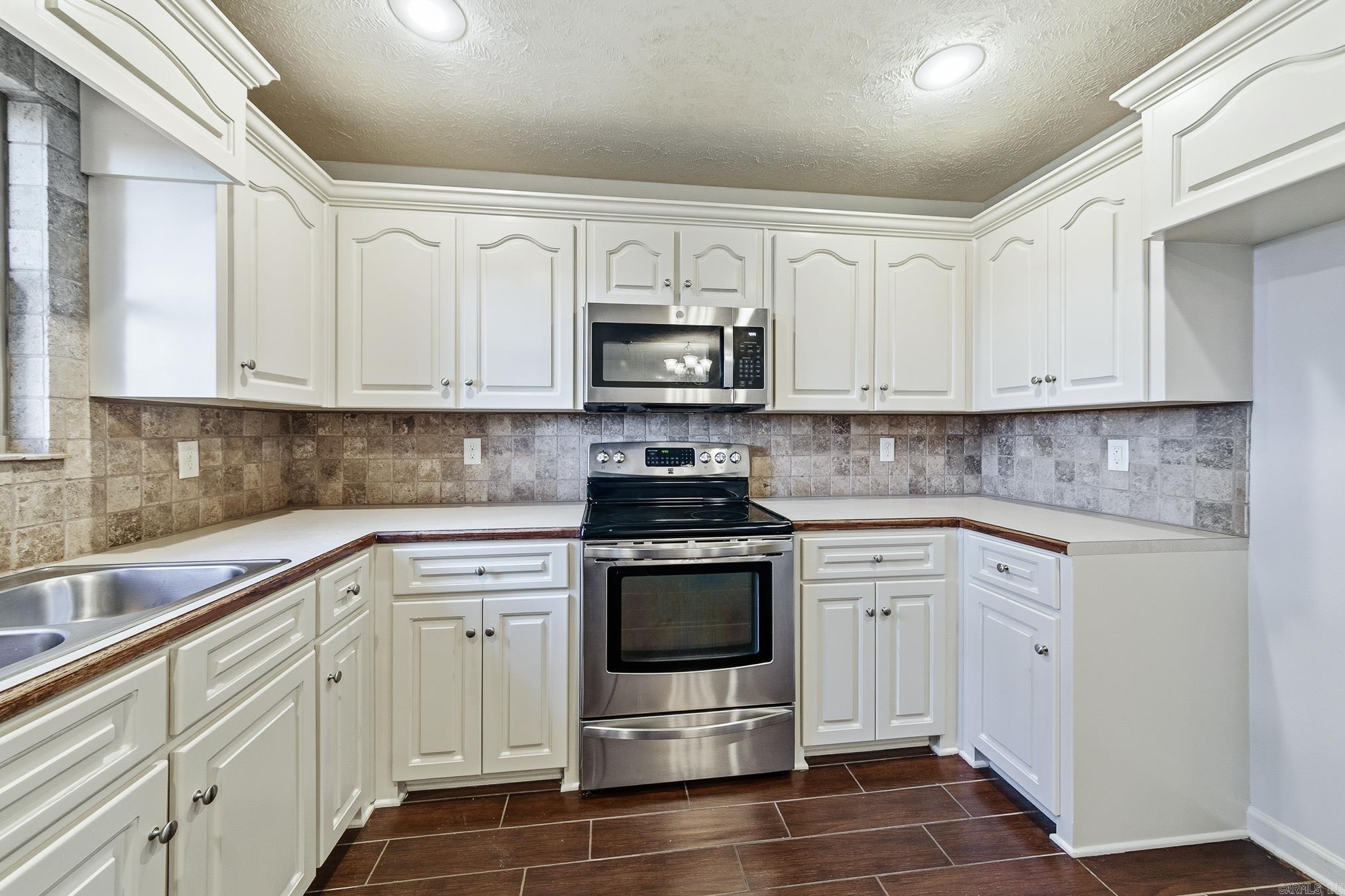 27 Highplains Drive Cabot, AR 72023