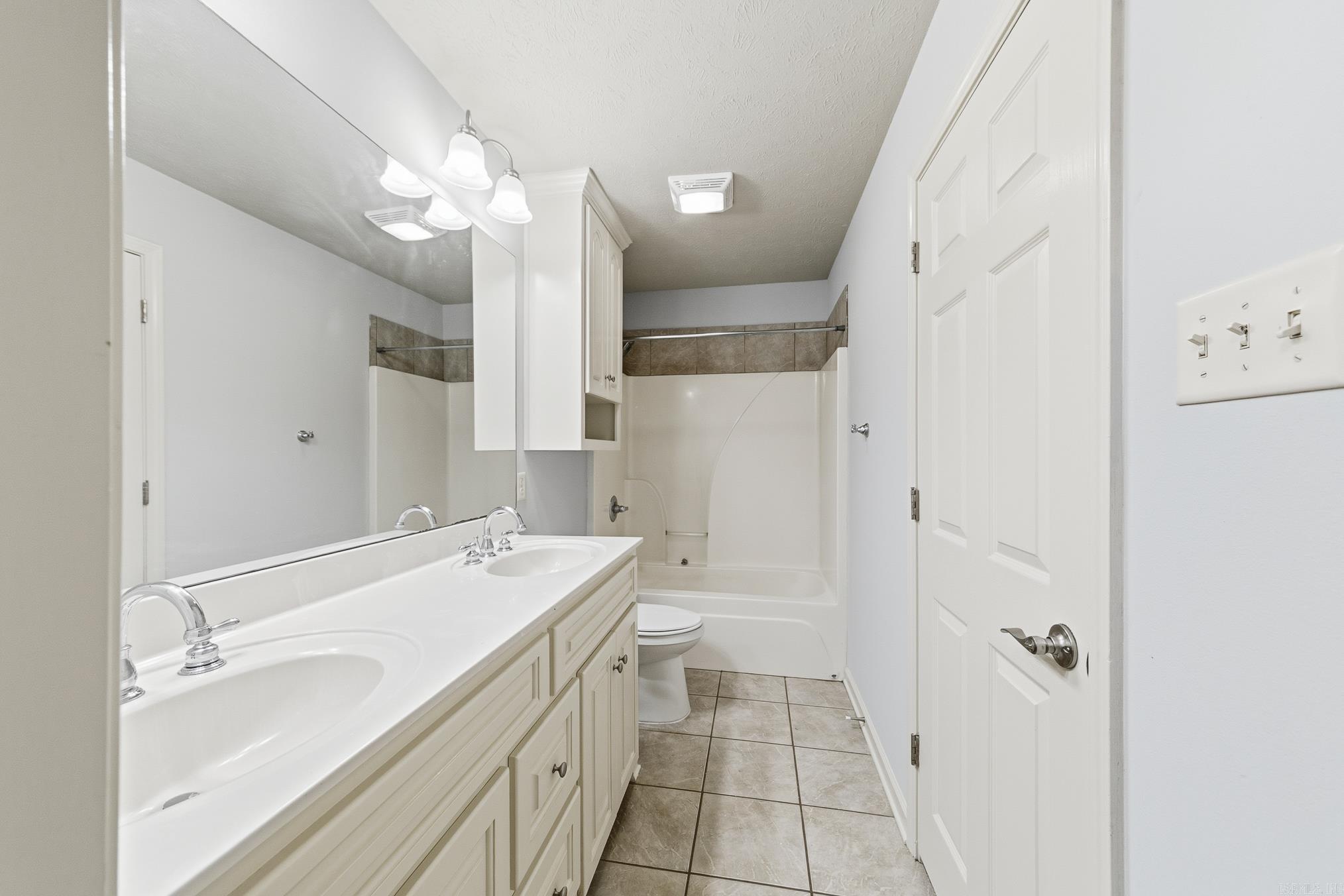 27 Highplains Drive Cabot, AR 72023