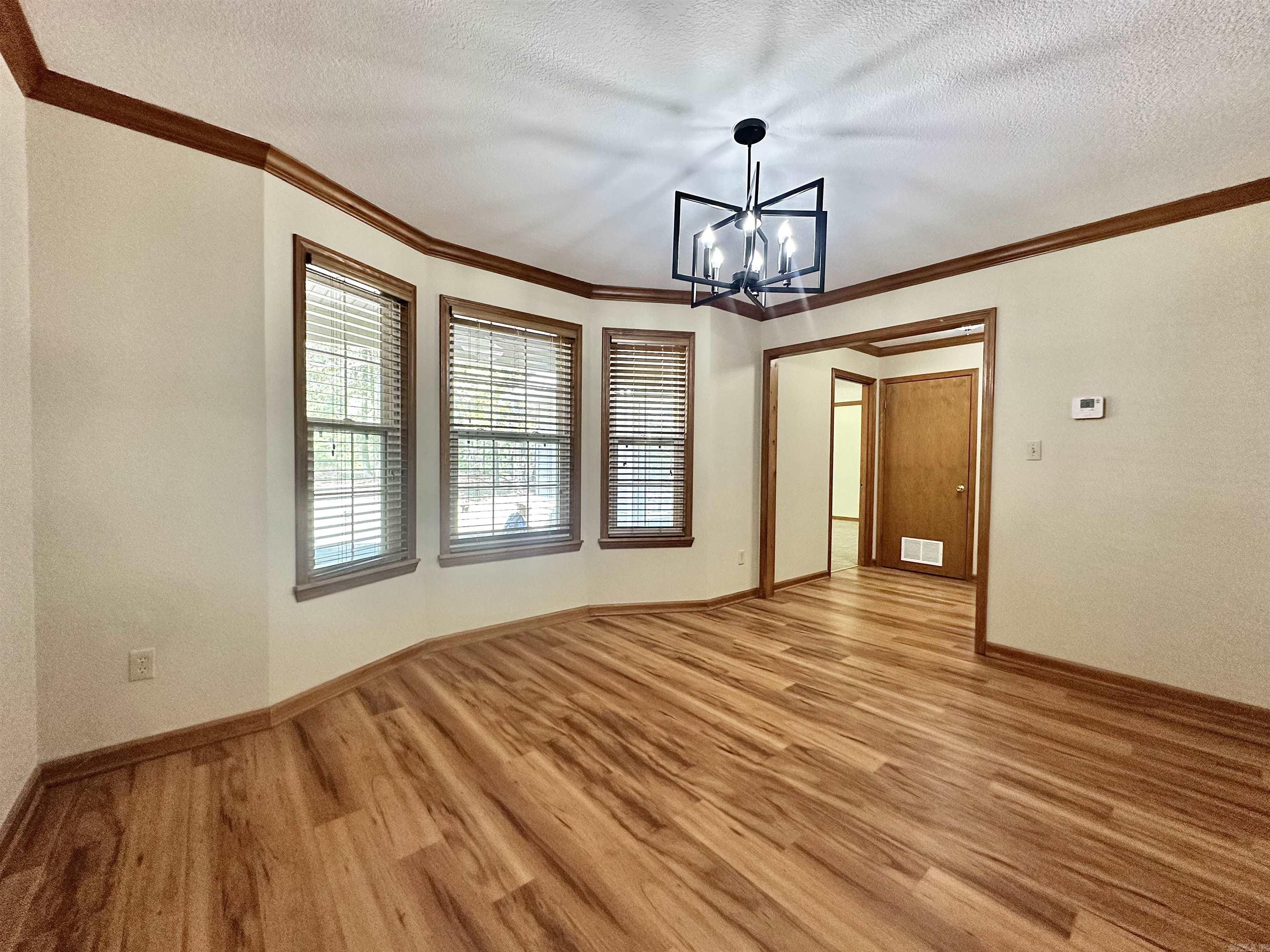 2404 N Arch Street Sheridan, AR 72150