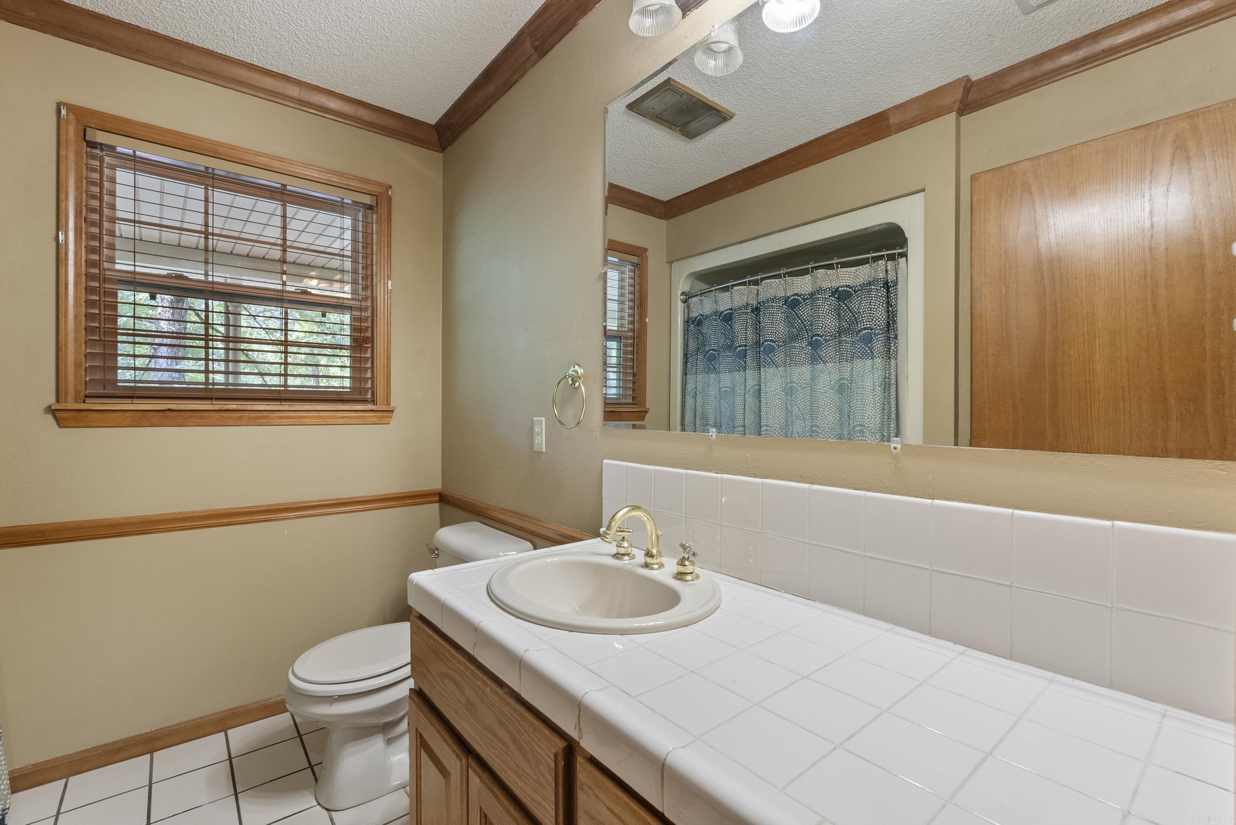 2404 N Arch Street Sheridan, AR 72150