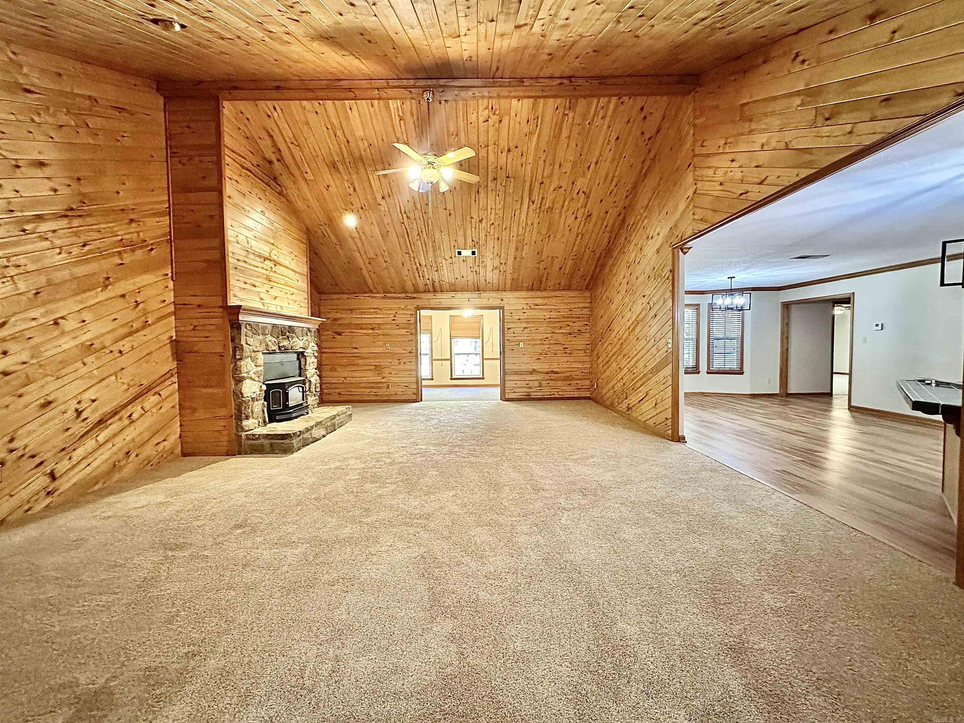 2404 N Arch Street Sheridan, AR 72150