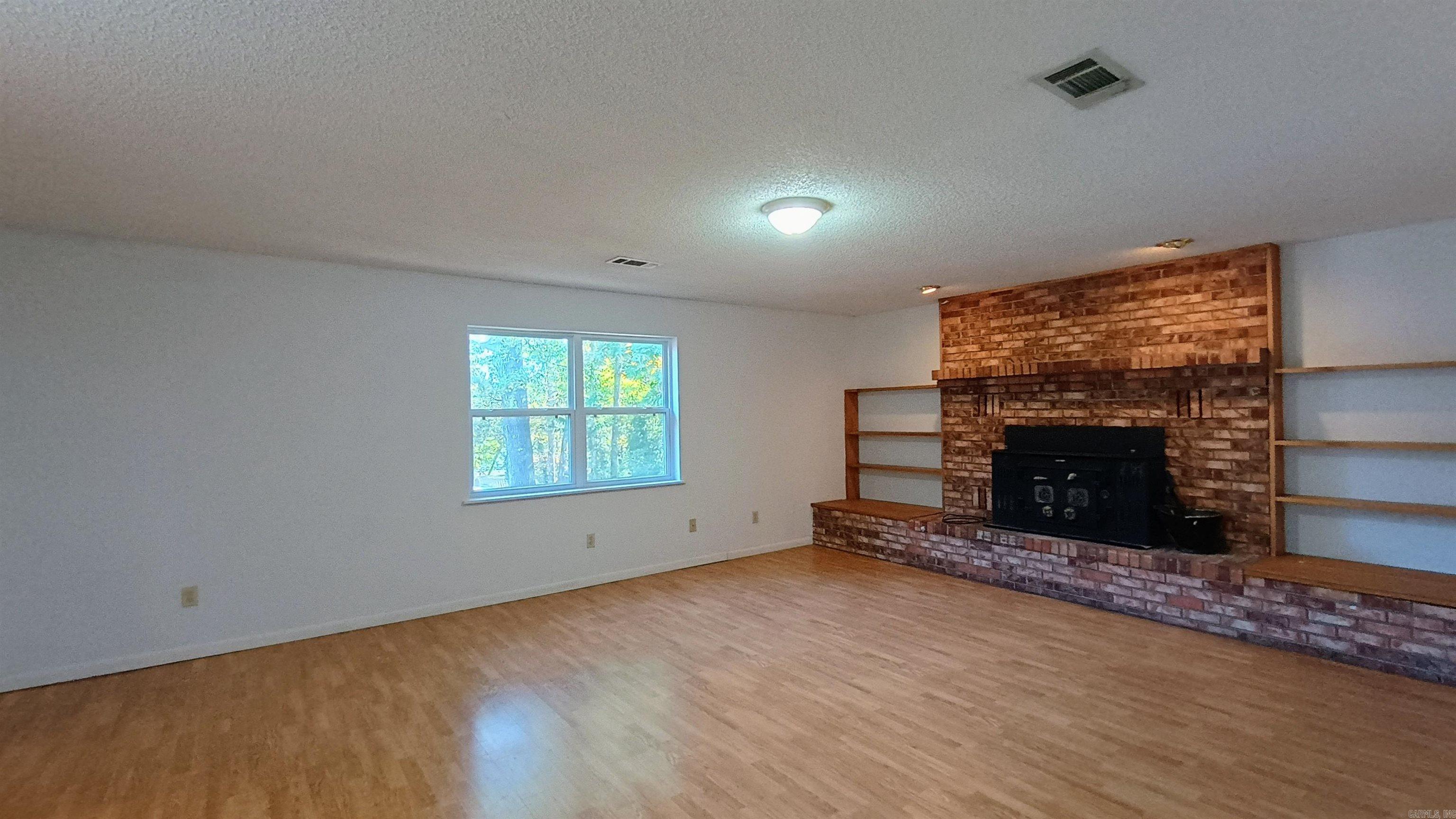 105 Briarcroft Hot Springs, AR 71913