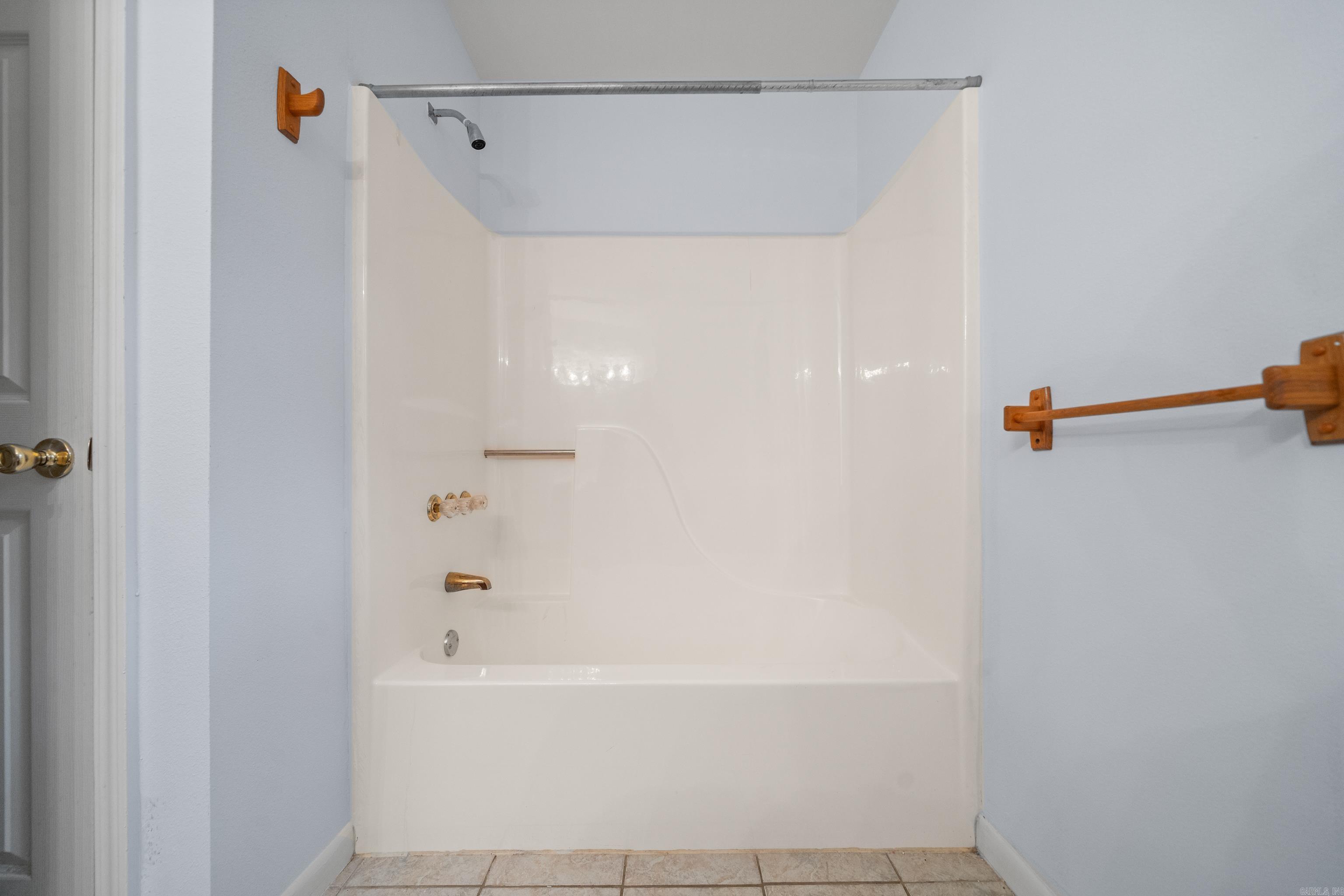 105 Briarcroft Hot Springs, AR 71913