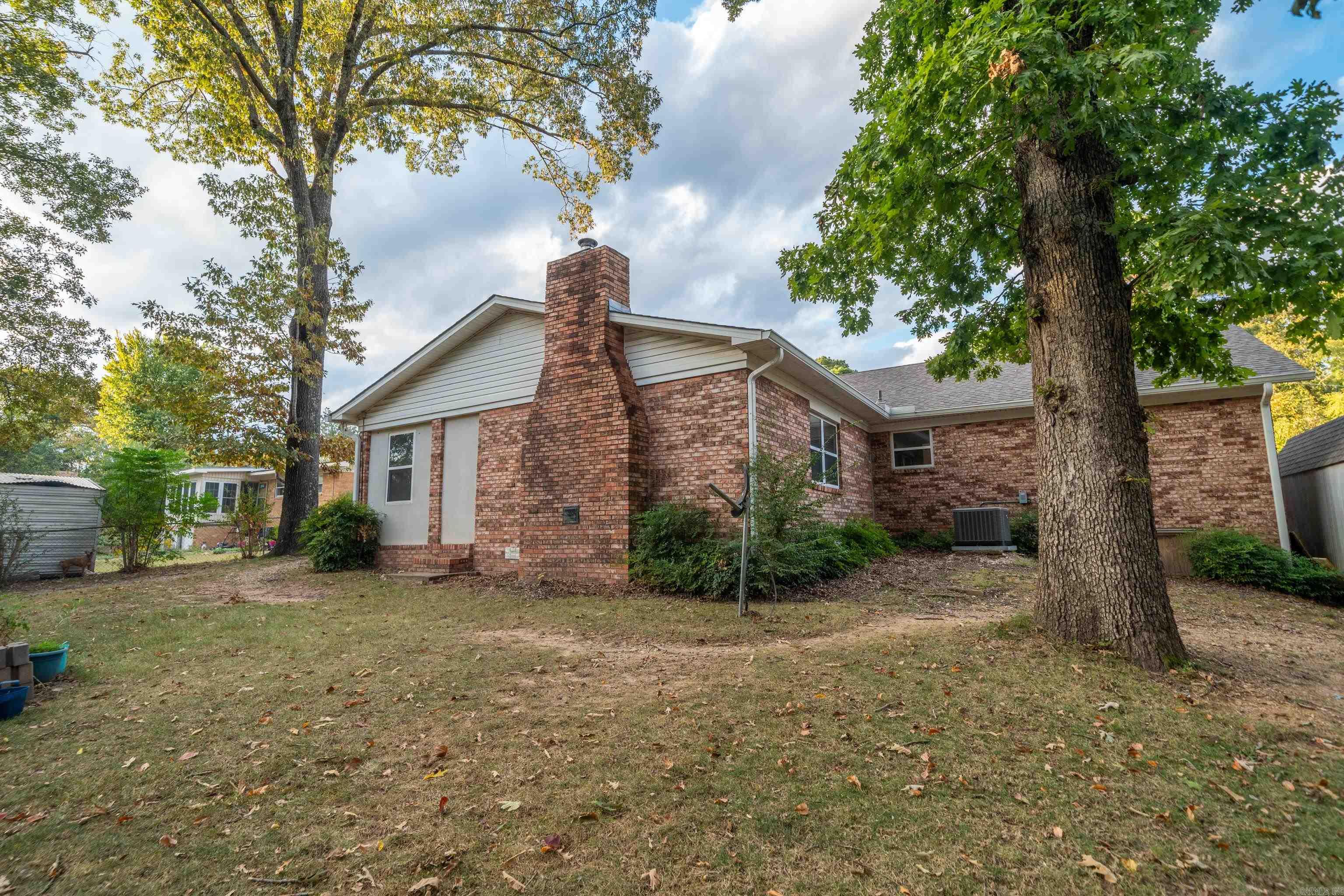 105 Briarcroft Hot Springs, AR 71913