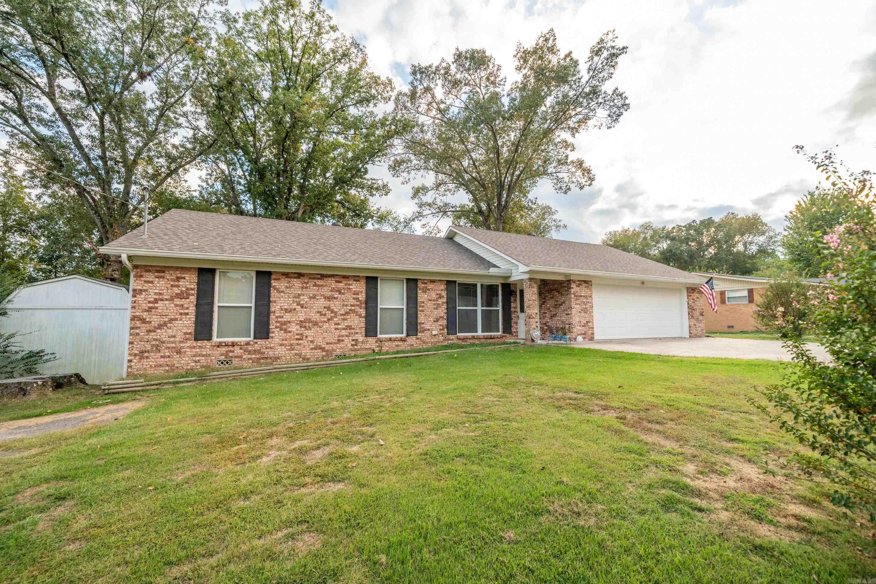 105 Briarcroft Hot Springs, AR 71913