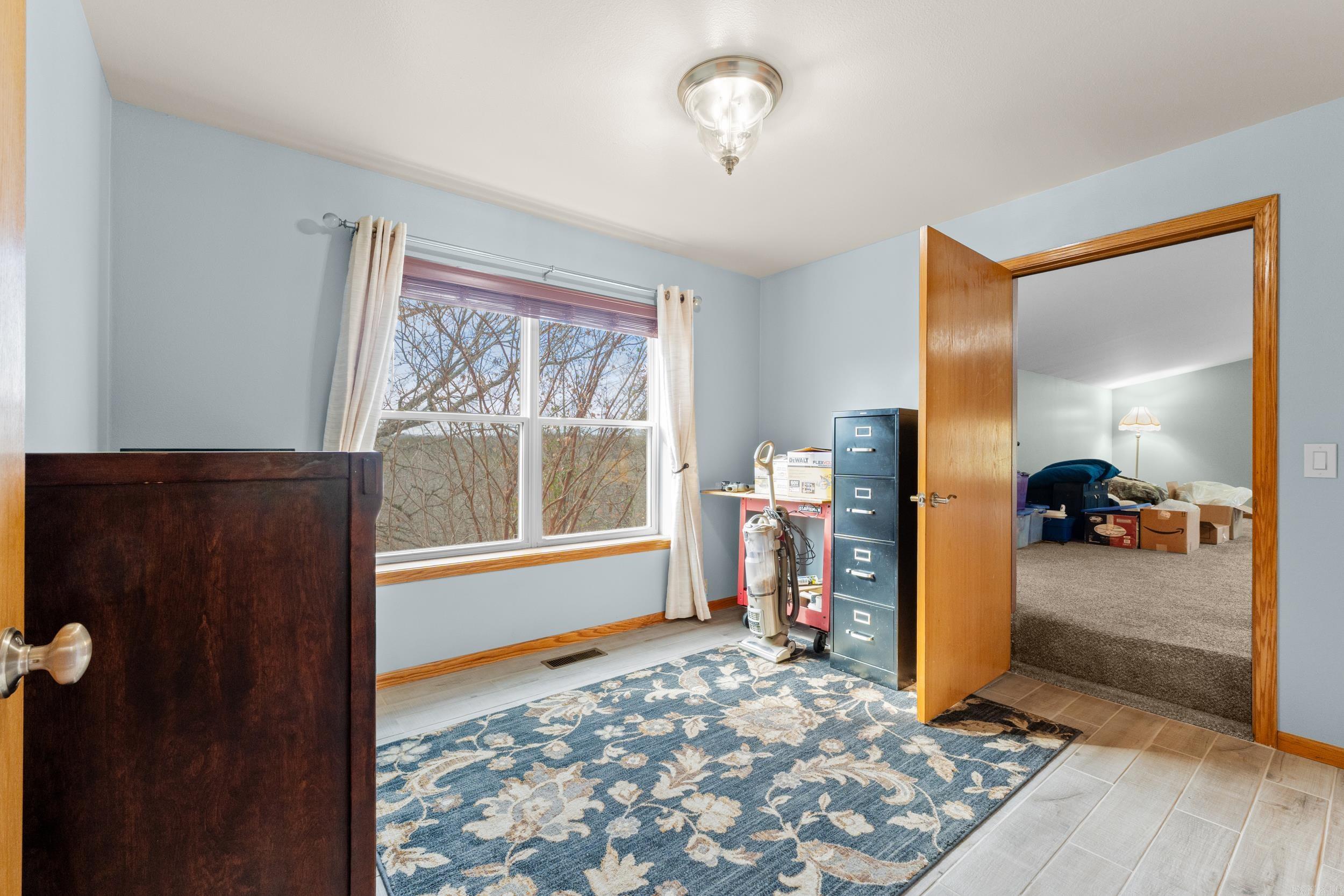 311 CR 804 Gamaliel, AR 72637