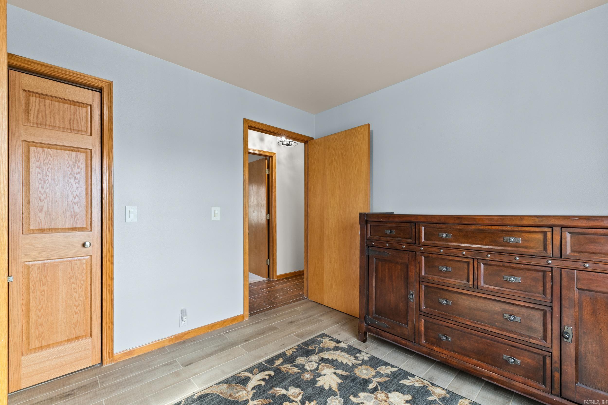 311 CR 804 Gamaliel, AR 72637