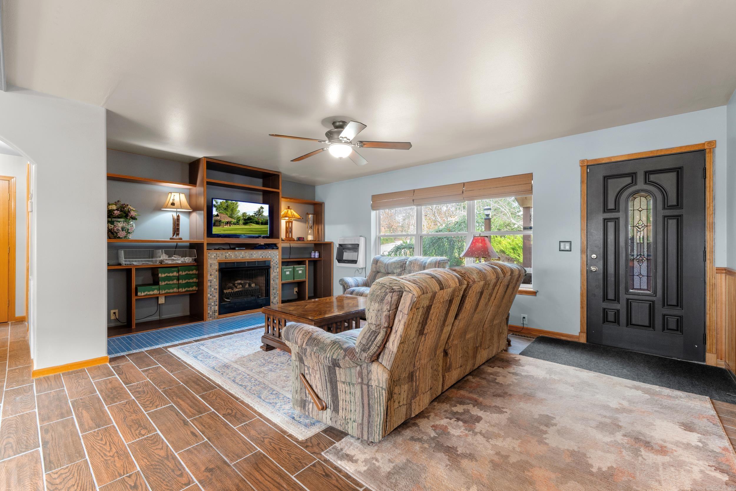 311 CR 804 Gamaliel, AR 72637