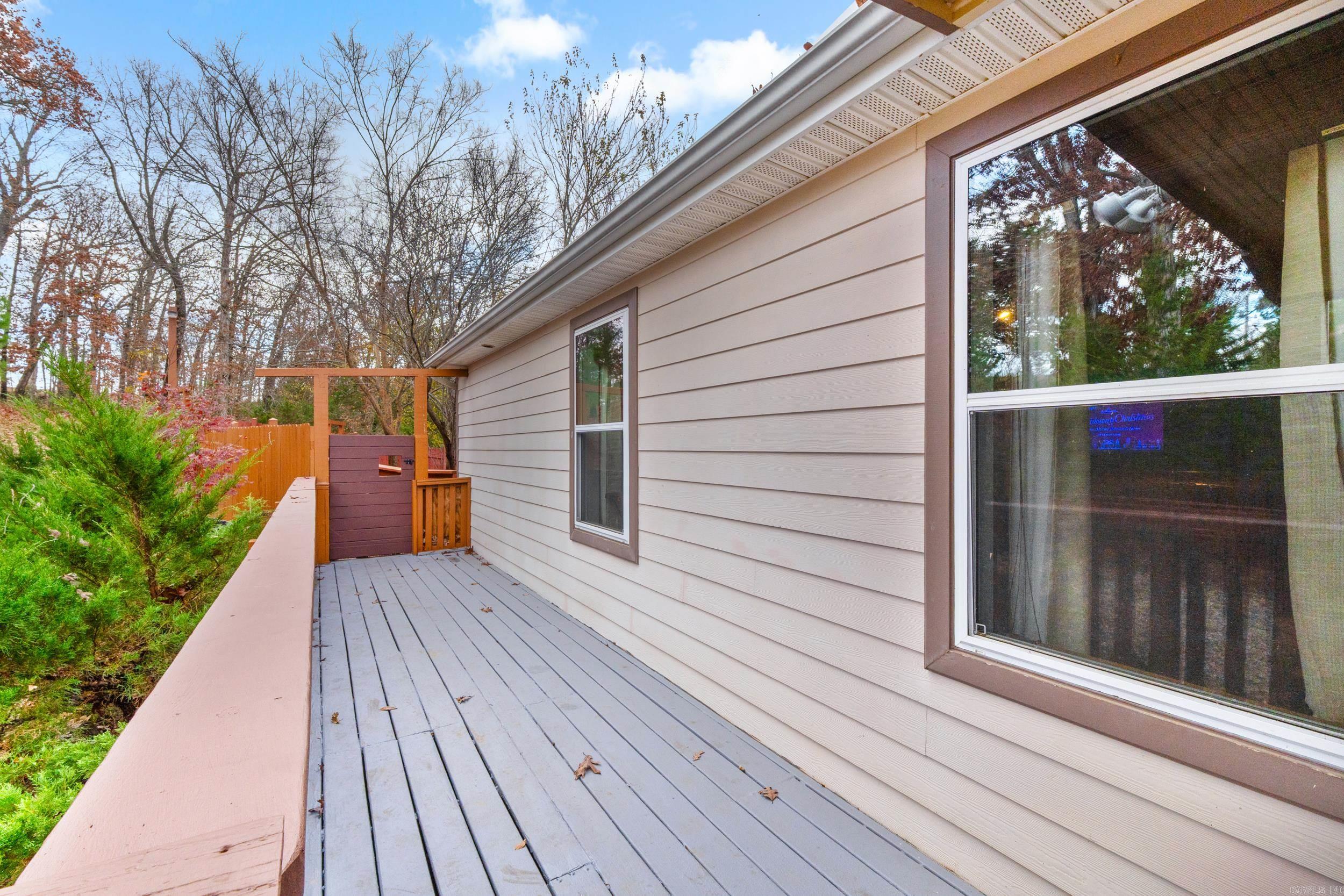 311 CR 804 Gamaliel, AR 72637