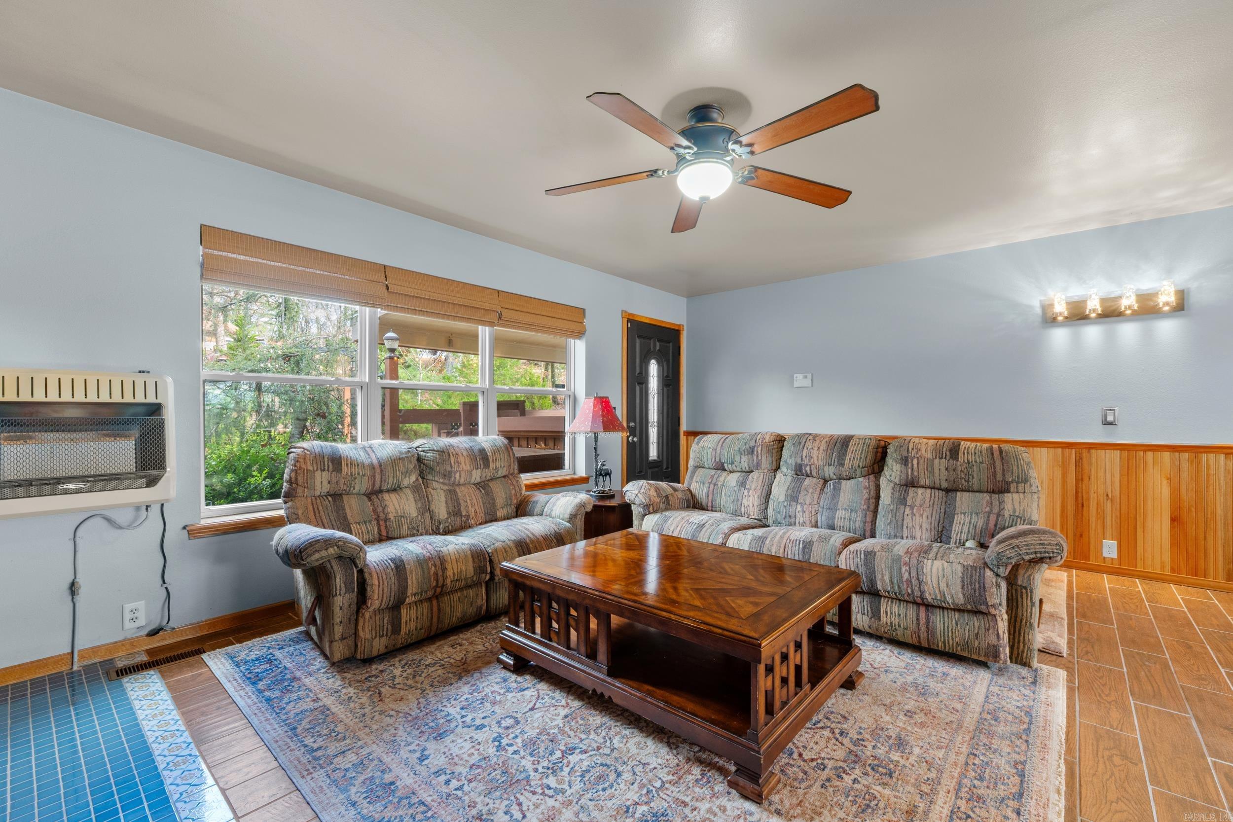 311 CR 804 Gamaliel, AR 72637