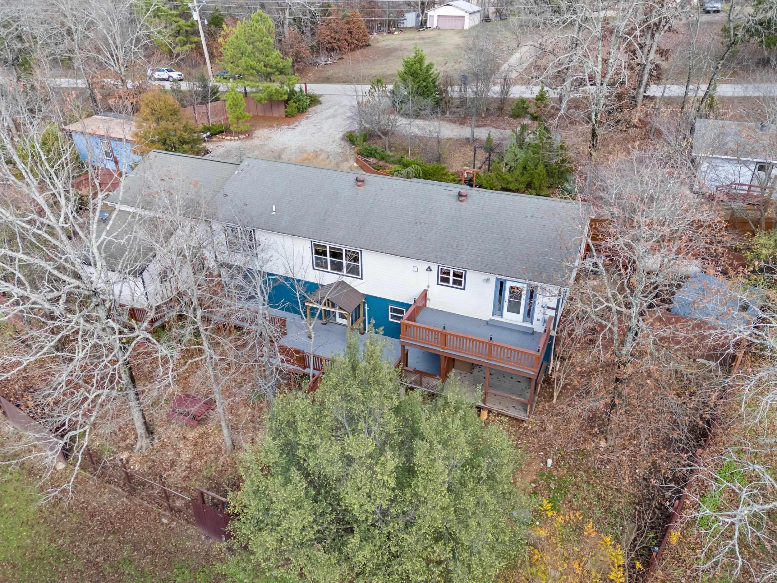 311 CR 804 Gamaliel, AR 72637