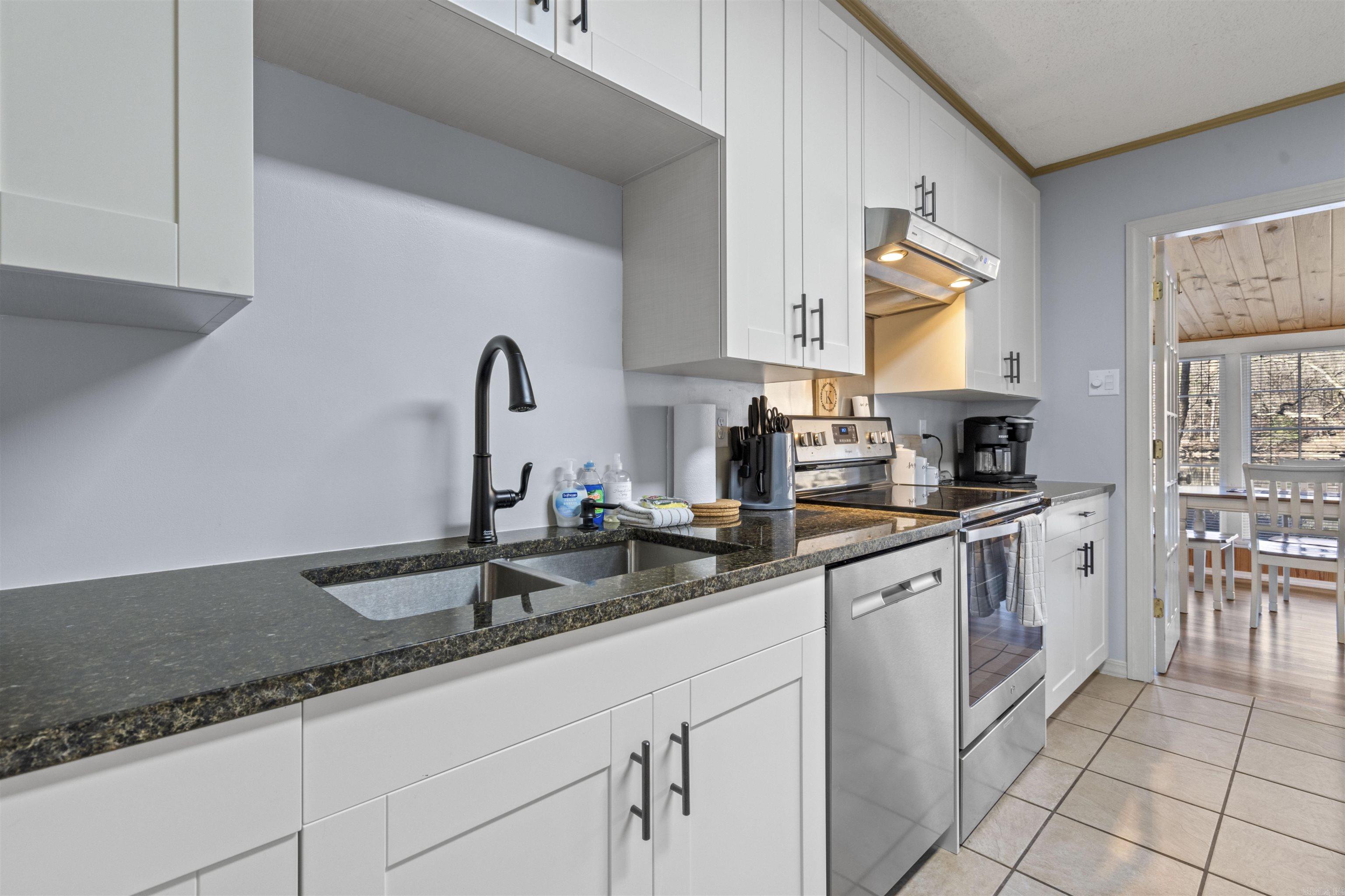 1722 Treasure Isle Rd  Hot Springs, AR