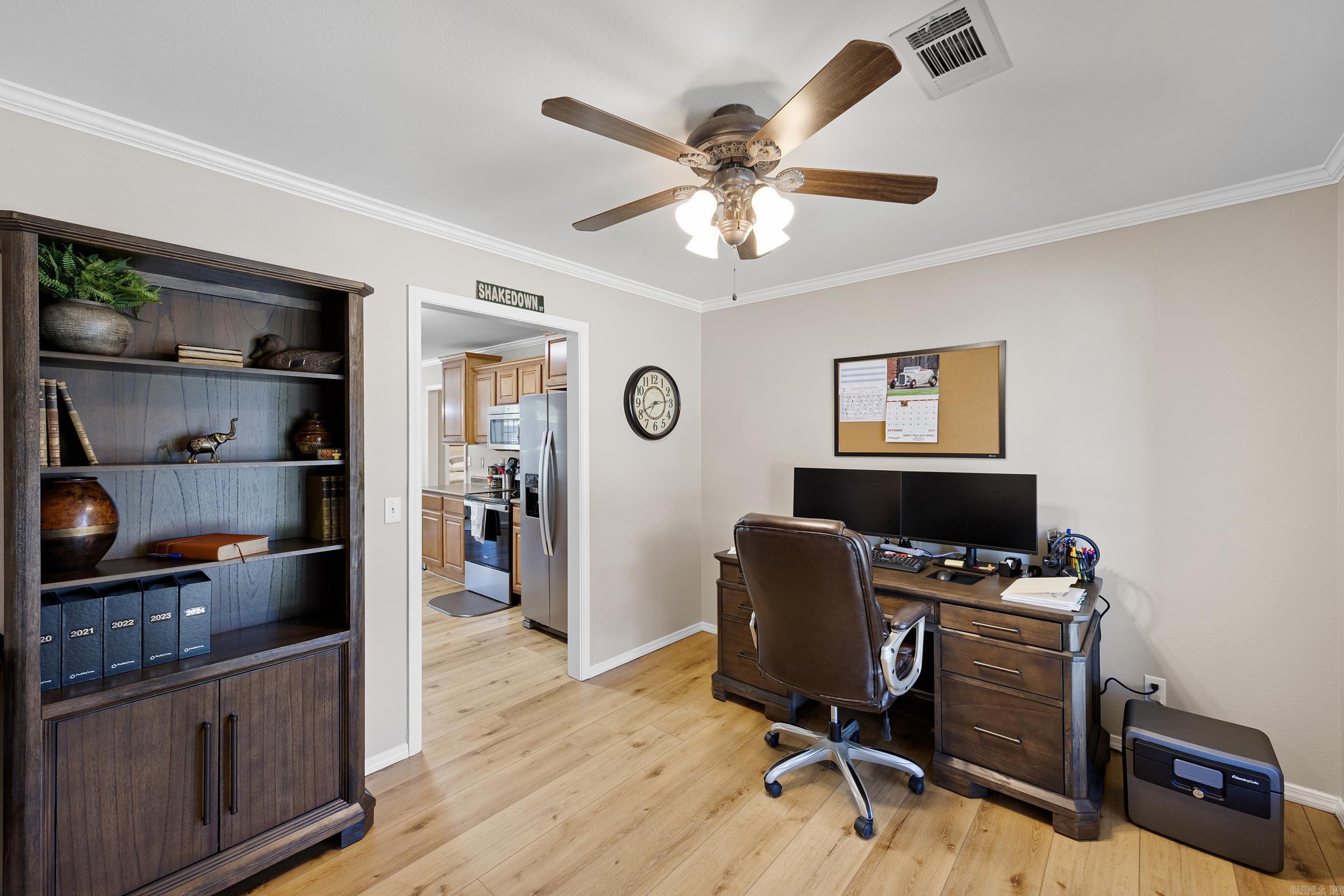 140 Hawthorne Lane Russellville, AR 72802