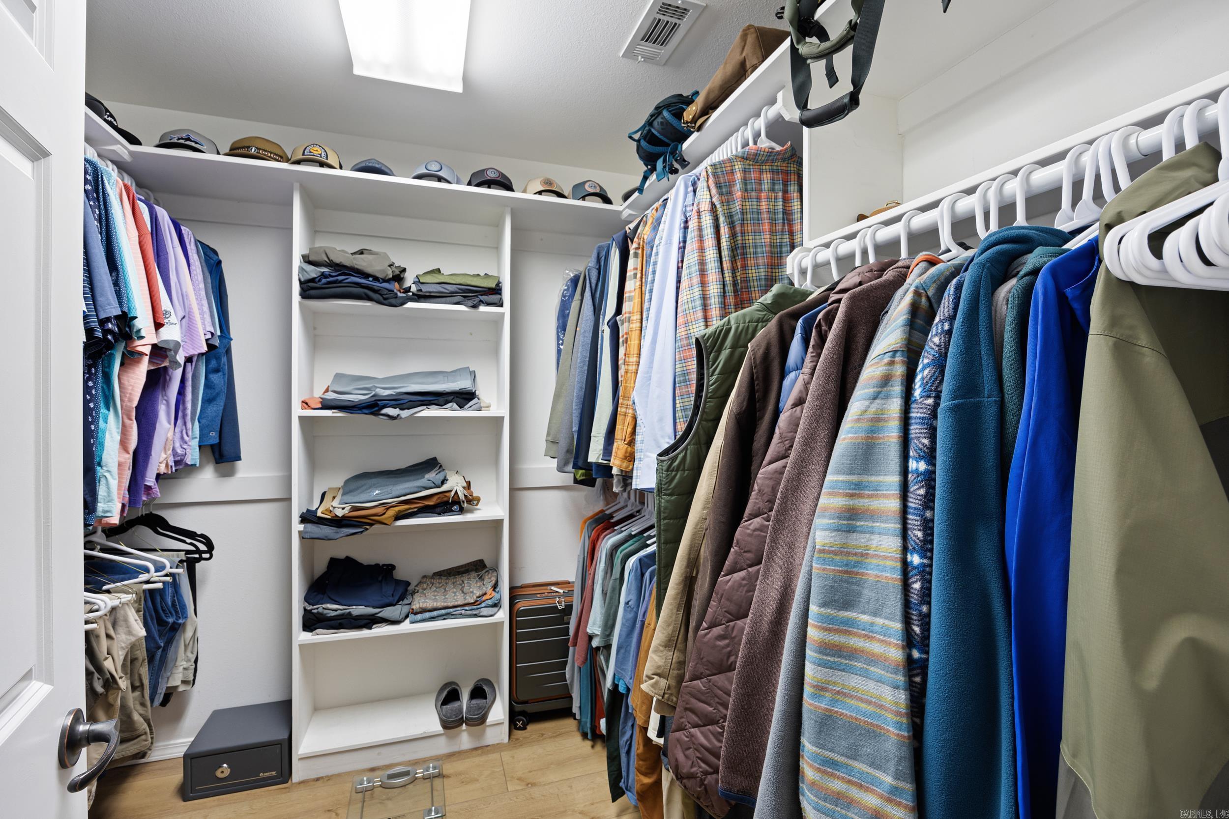 140 Hawthorne Lane Russellville, AR 72802