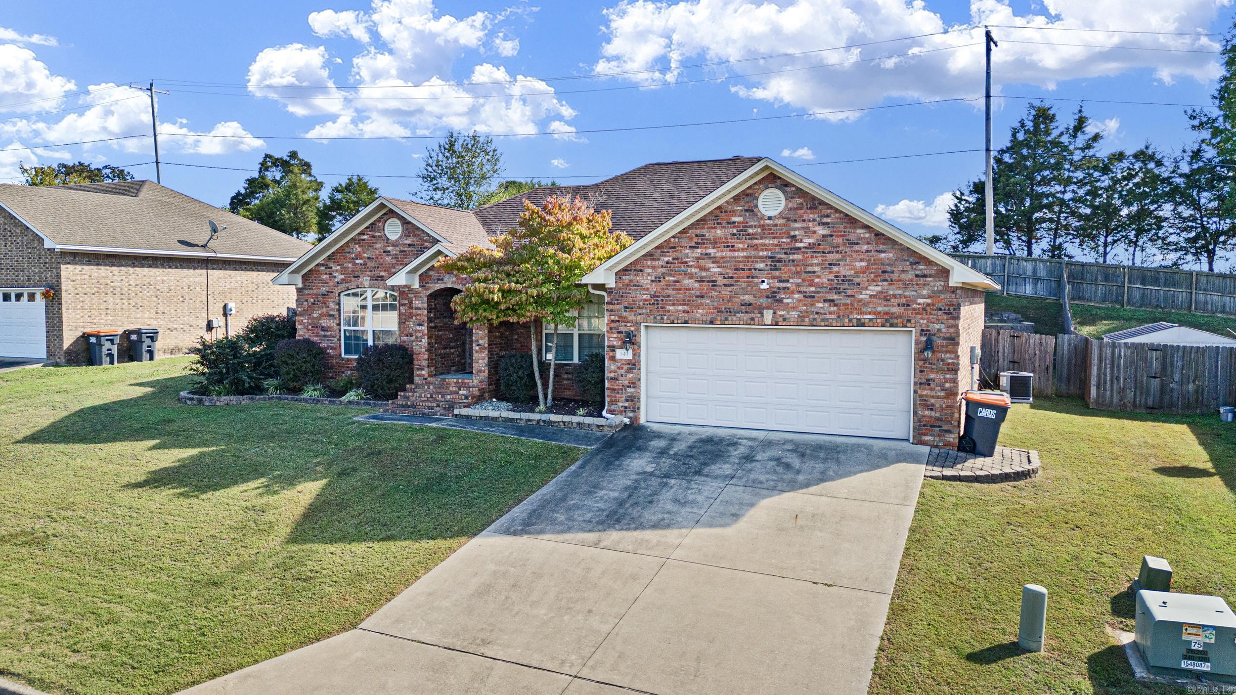 140 Hawthorne Lane Russellville, AR 72802