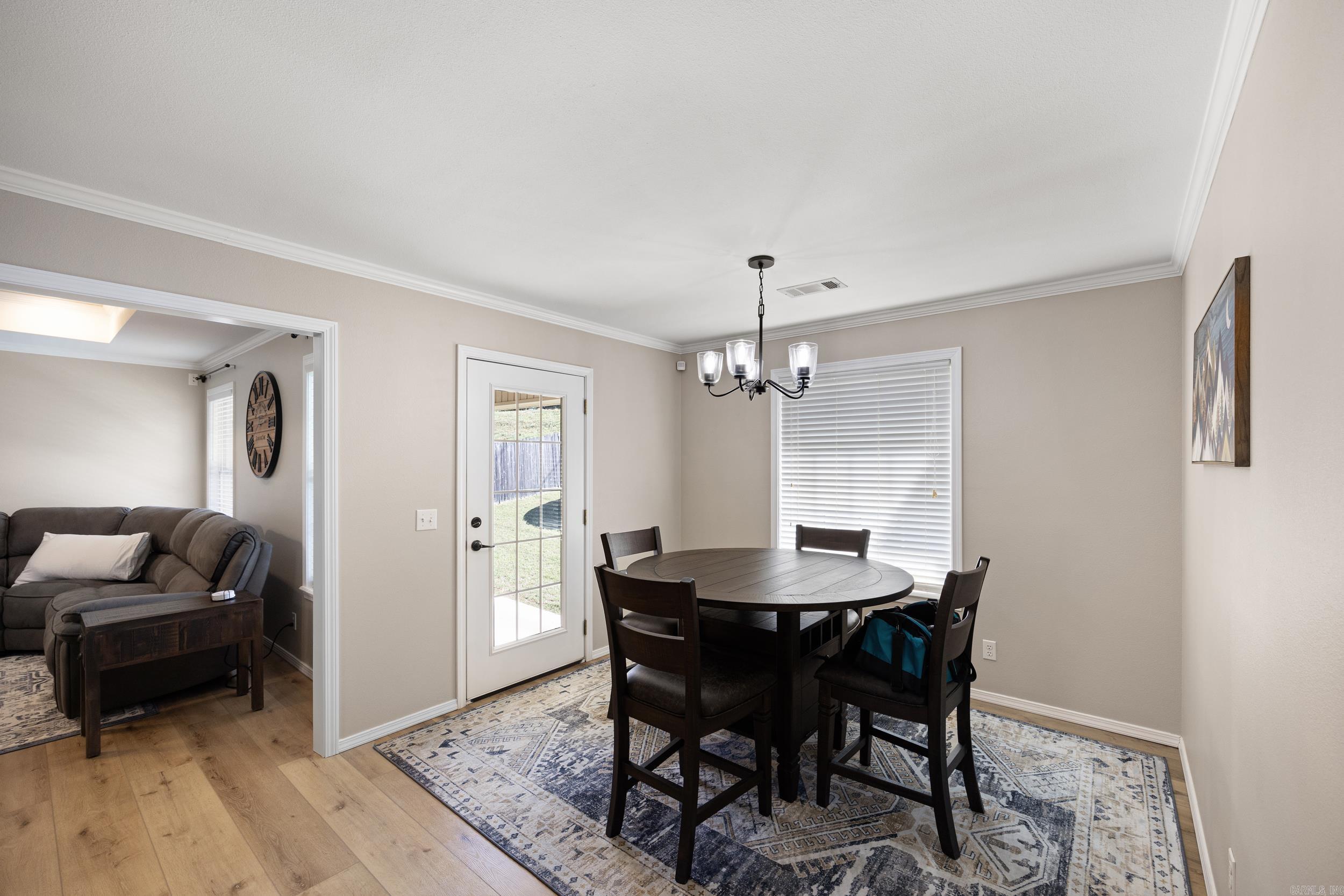 140 Hawthorne Lane Russellville, AR 72802