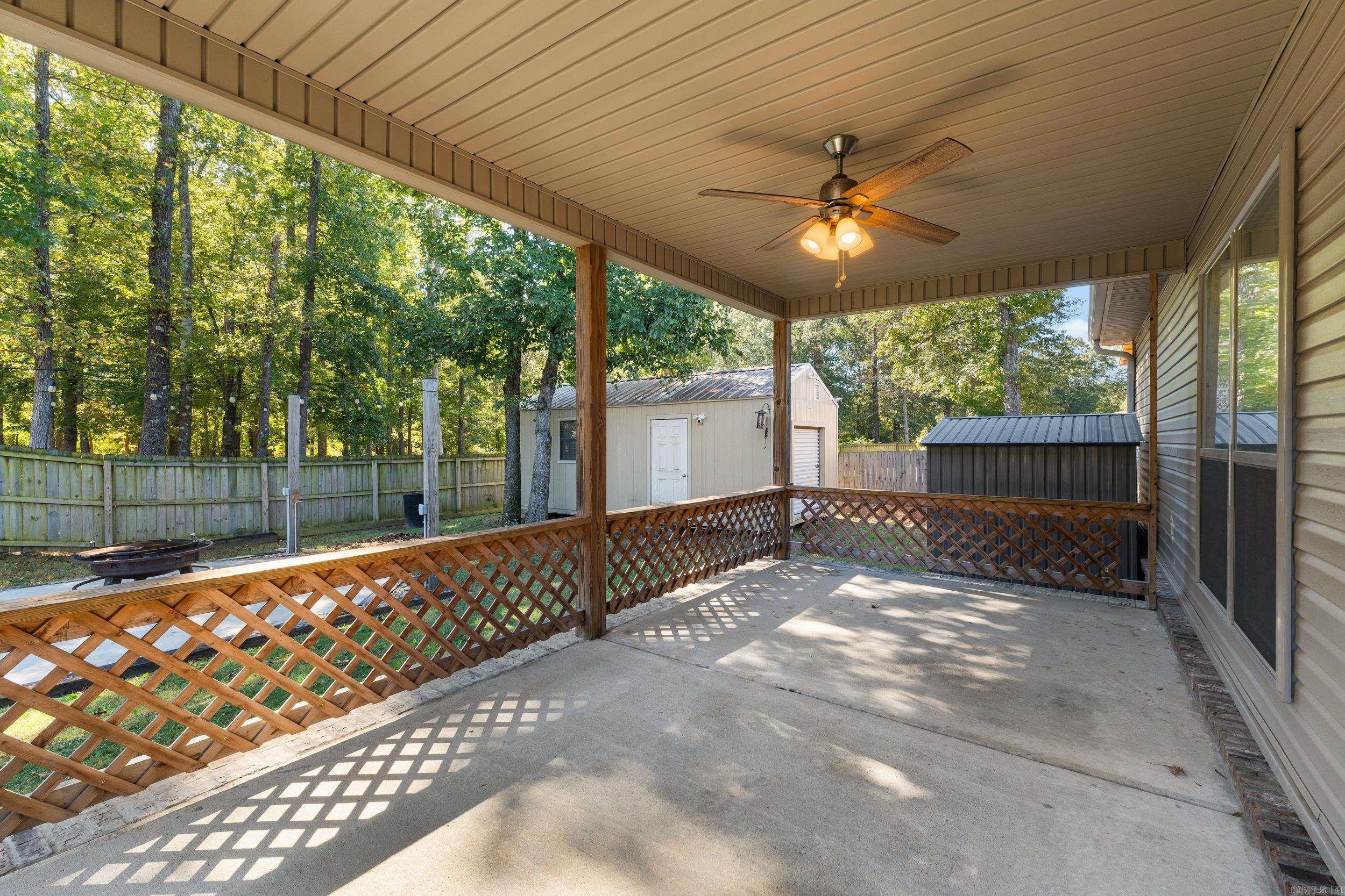 14 Cambridge Ln Cabot, AR 72023