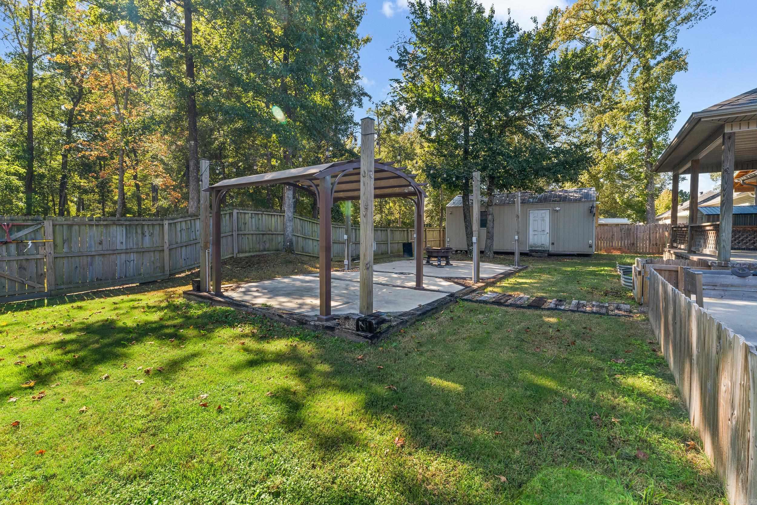 14 Cambridge Ln Cabot, AR 72023