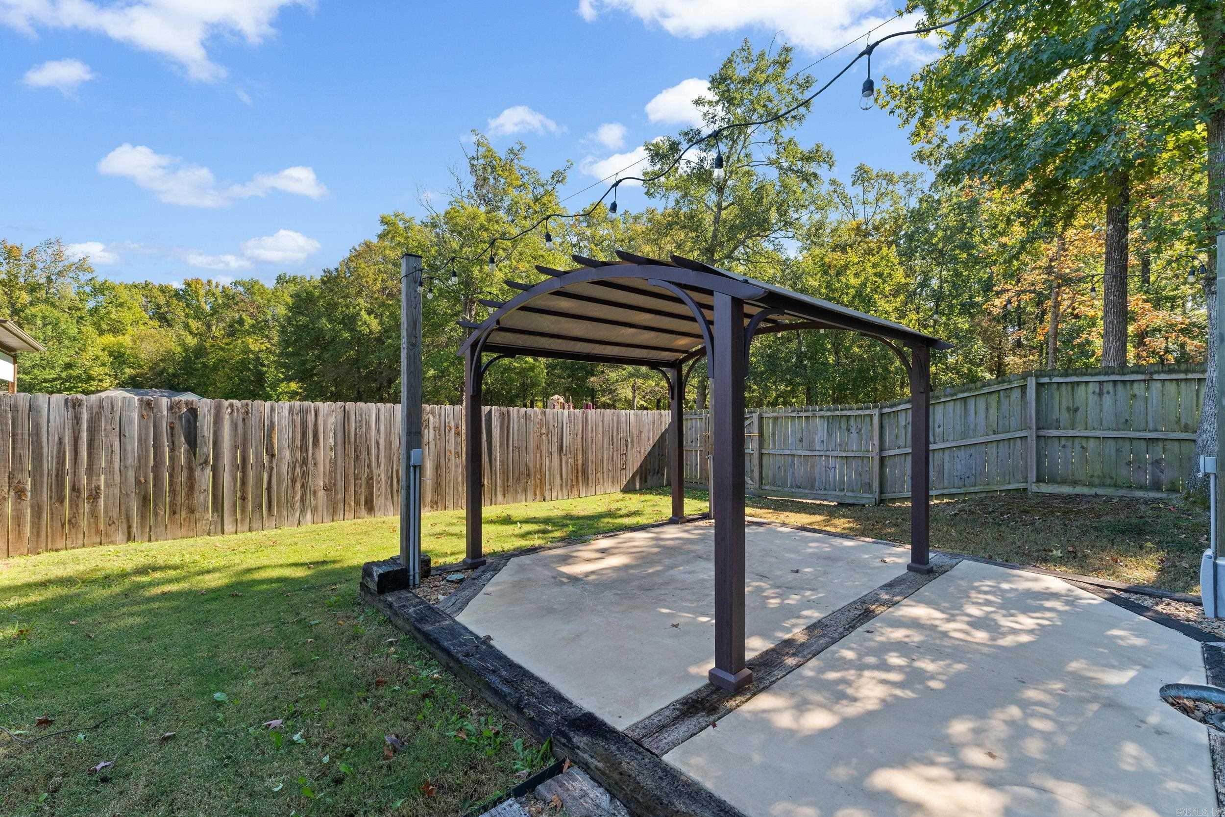 14 Cambridge Ln Cabot, AR 72023